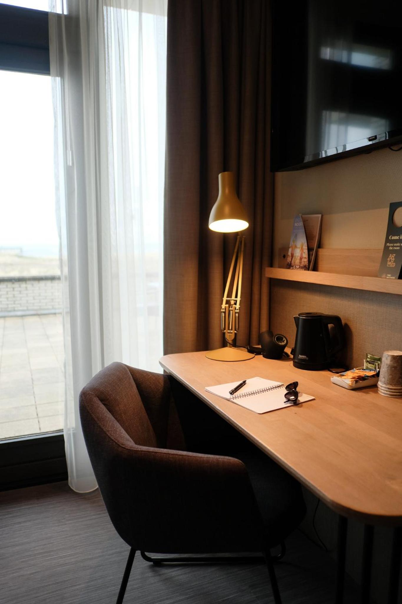 Family Room with Sea View - Photo 8