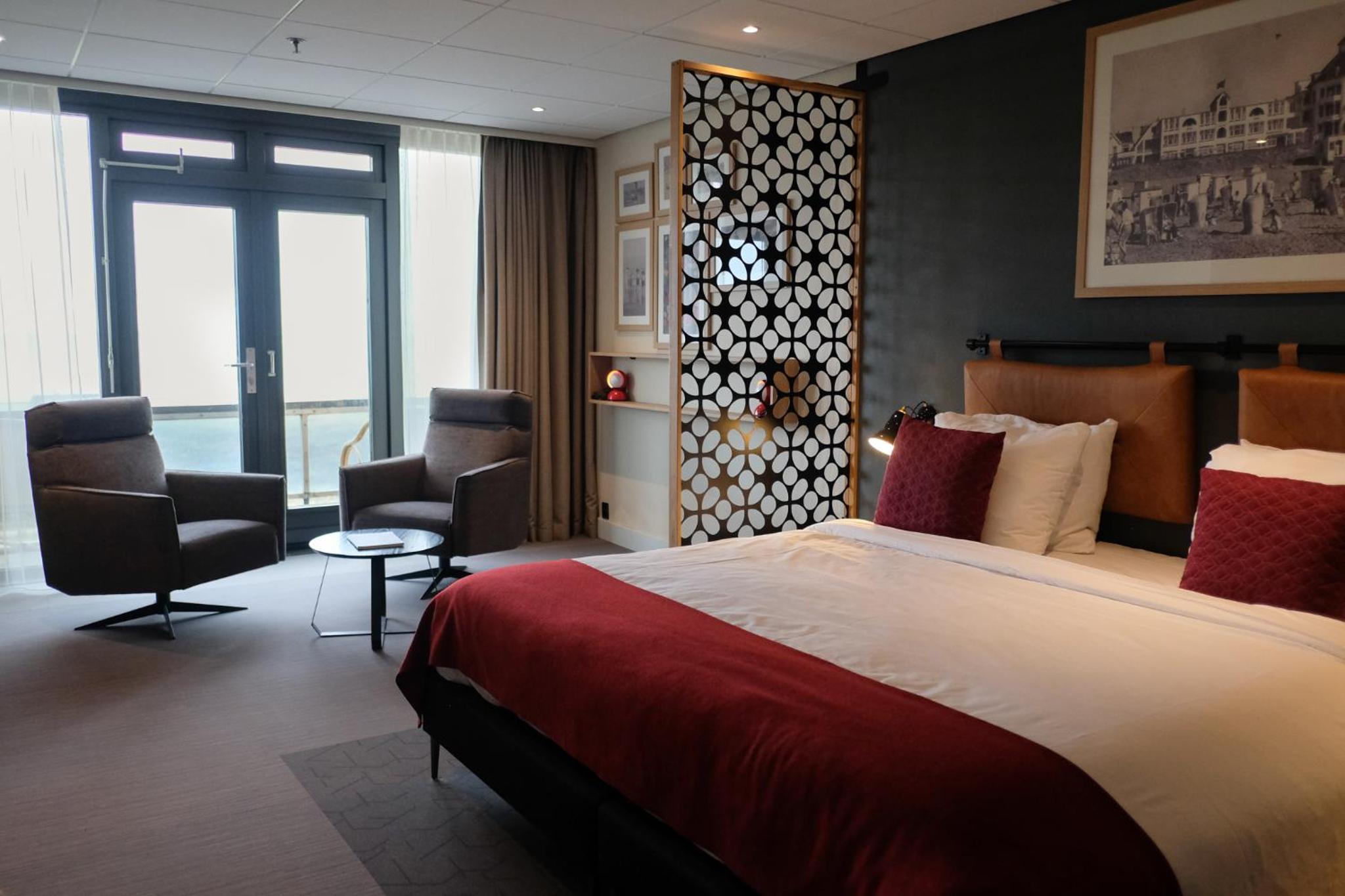Deluxe Double Room with Balcony and Sea View photo 2