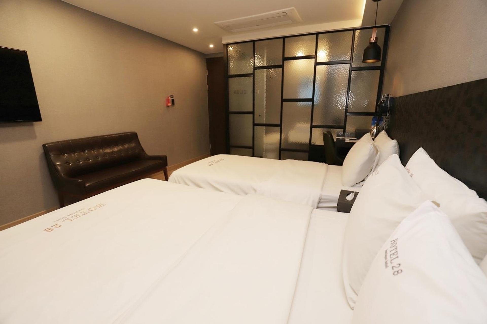 Deluxe Twin Room photo 2
