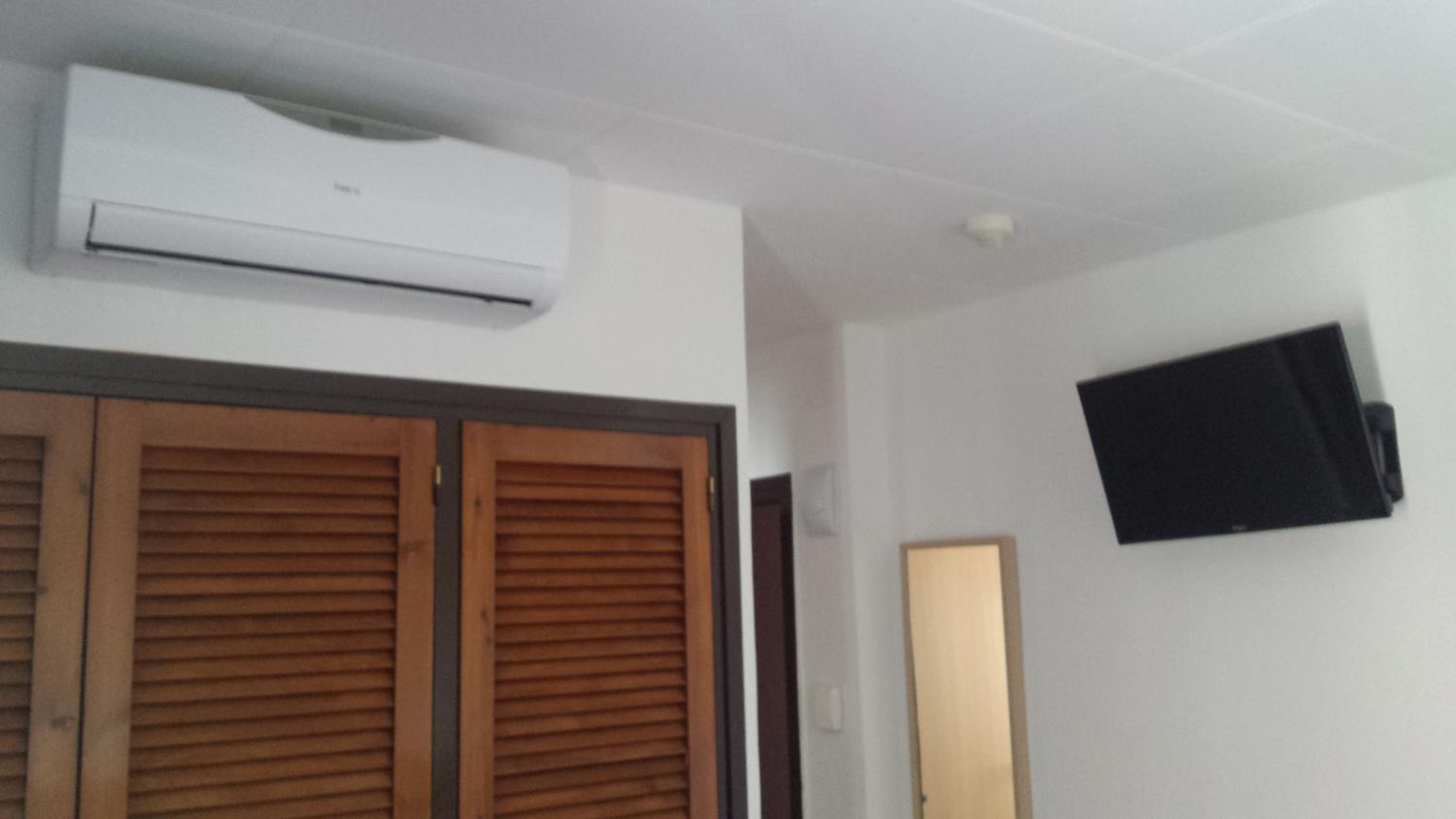 Habitación Doble con Vista a la Piscina