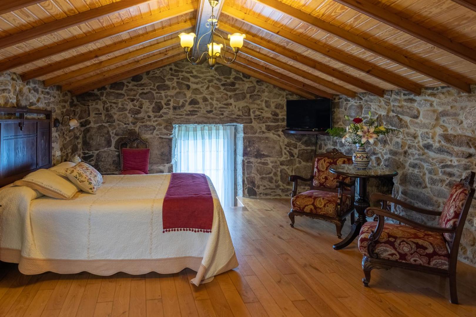 Habitación Doble con Bañera de Hidromasaje