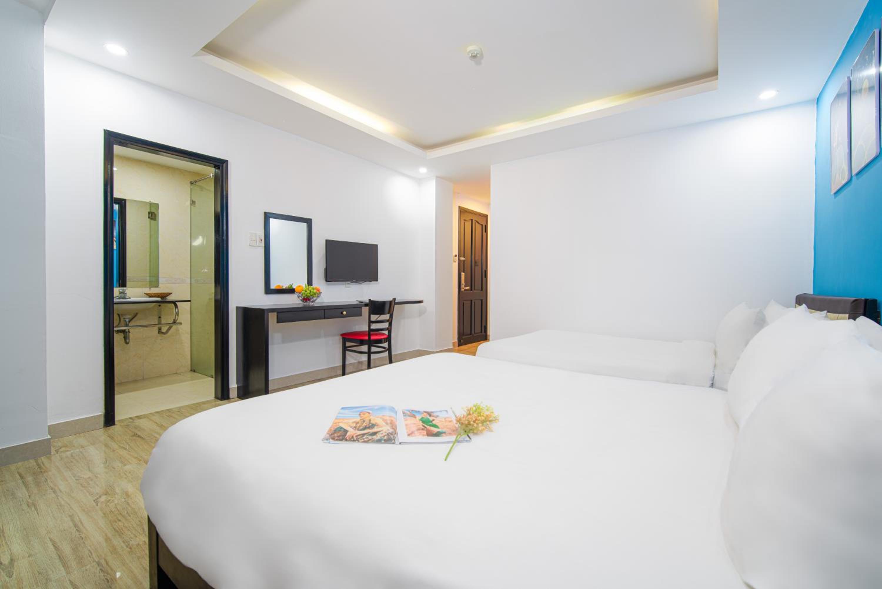 Deluxe Family Room - Photo 6