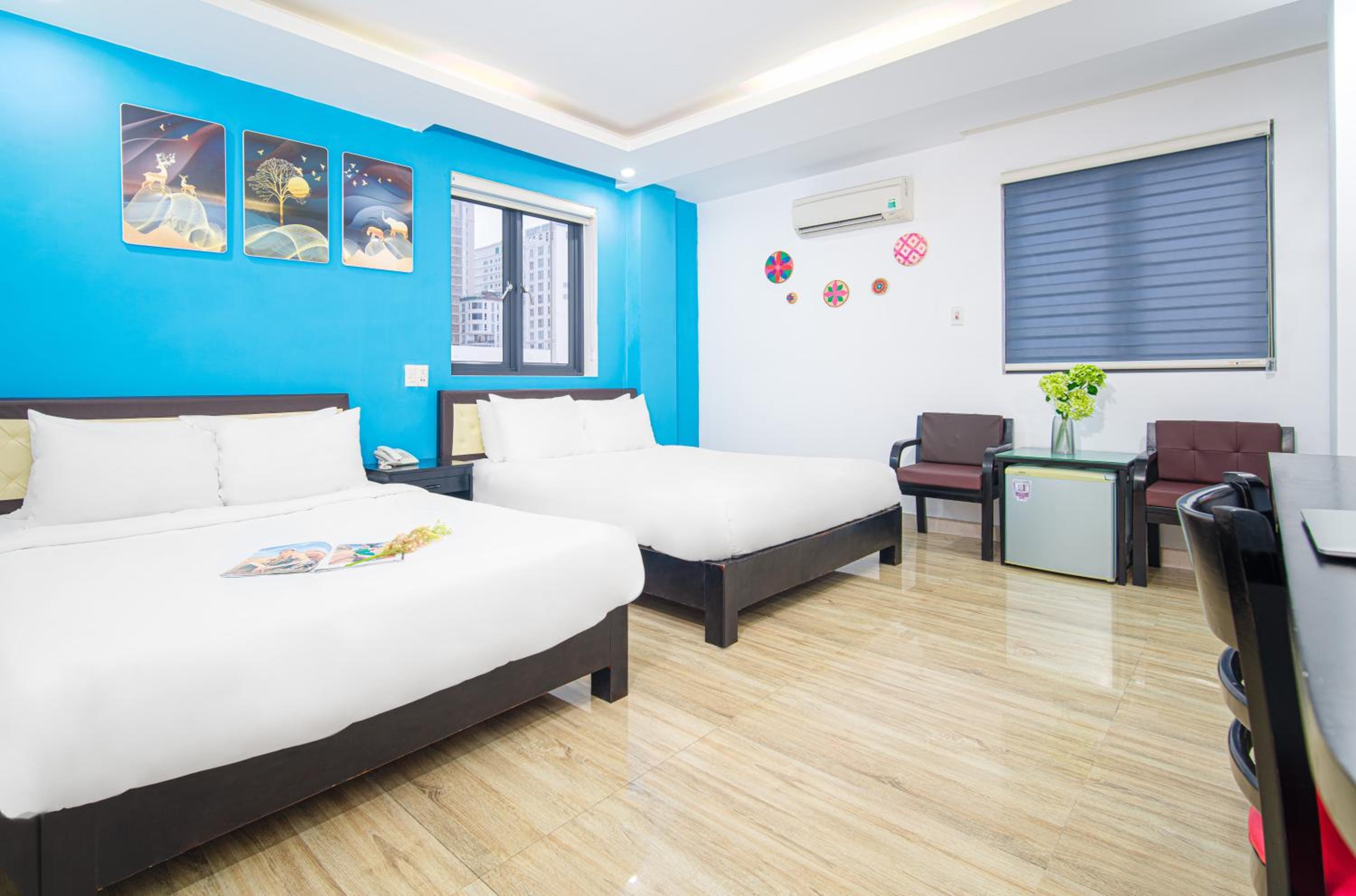 Deluxe Family Room - Photo 1