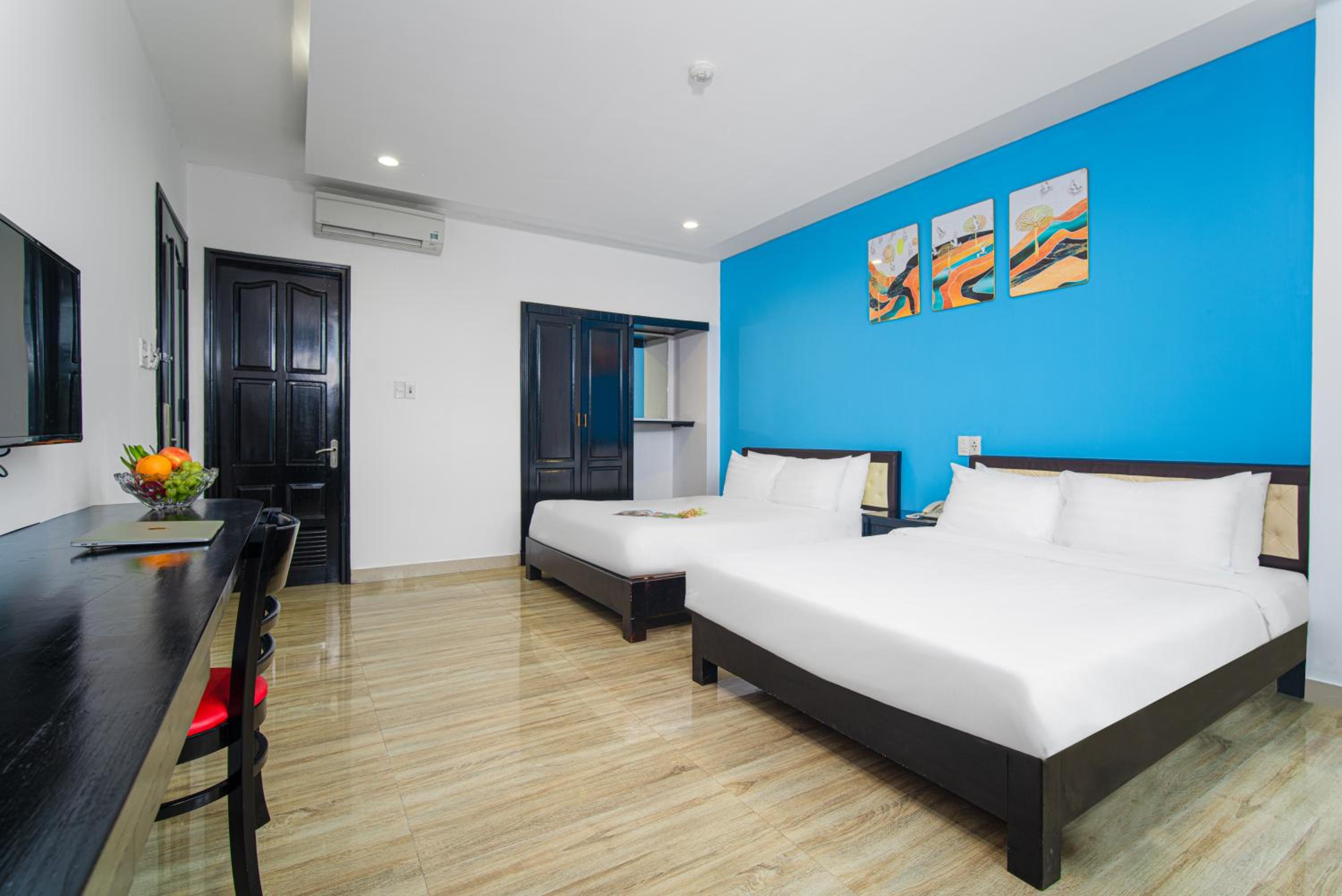 Family Suite - Photo 6