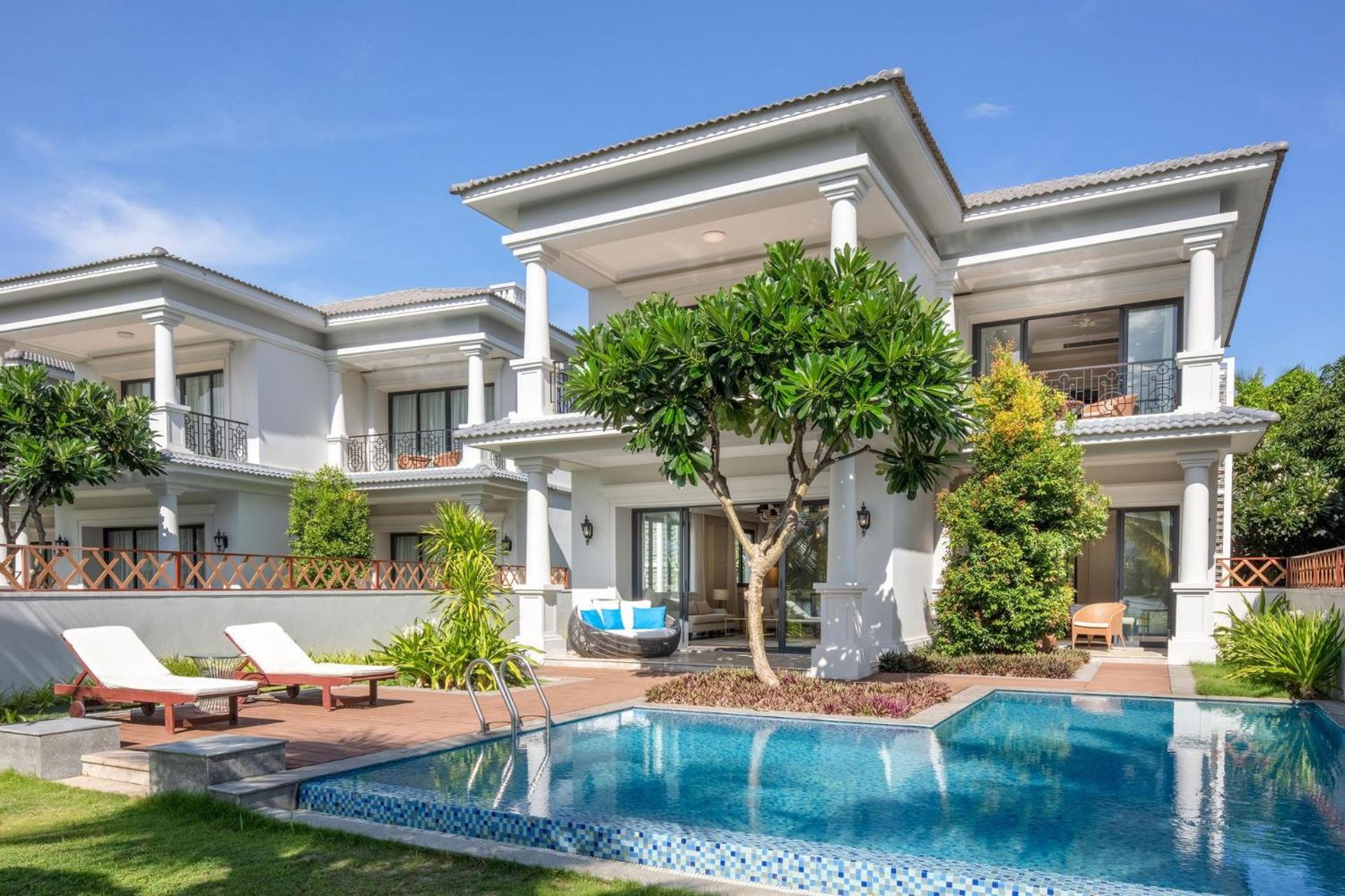 Three-Bedroom Villa with Garden View and Private Pool photo 3