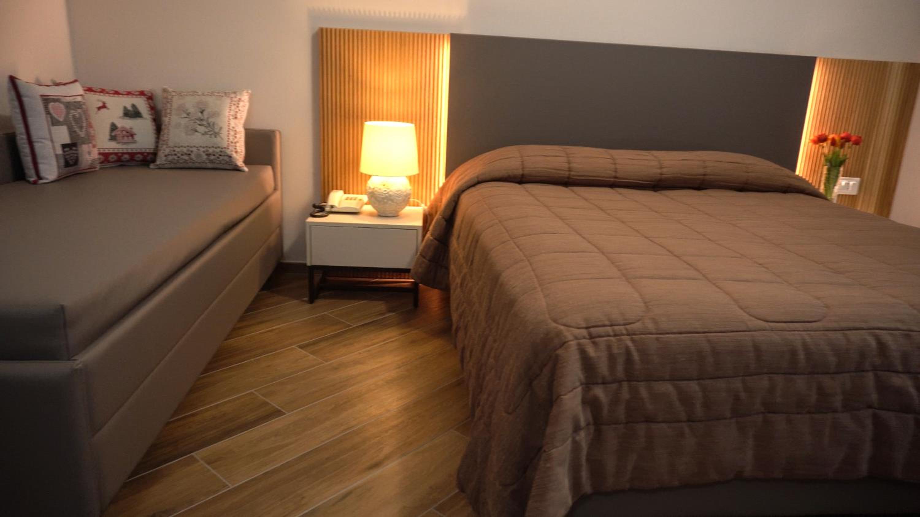 Deluxe Triple Room photo 1