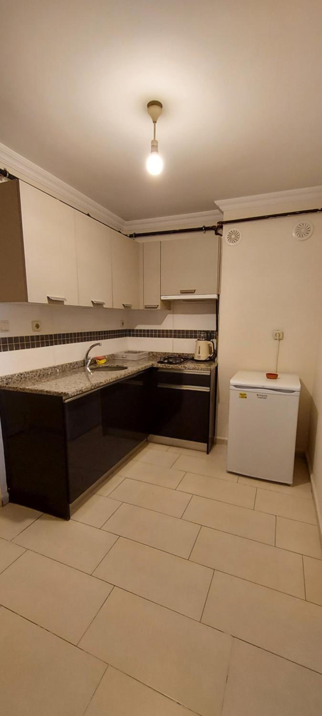 One-Bedroom Apartment photo 3