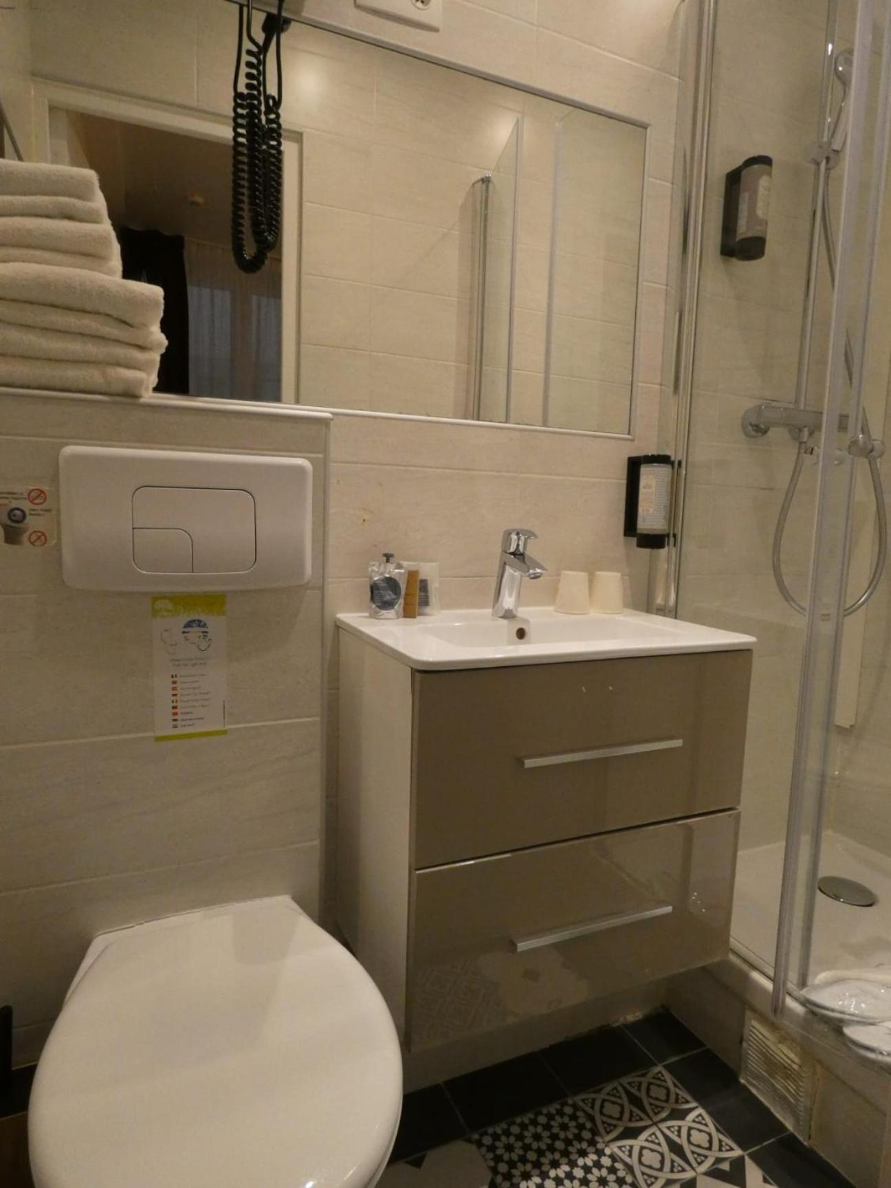 Small Double Room photo 2