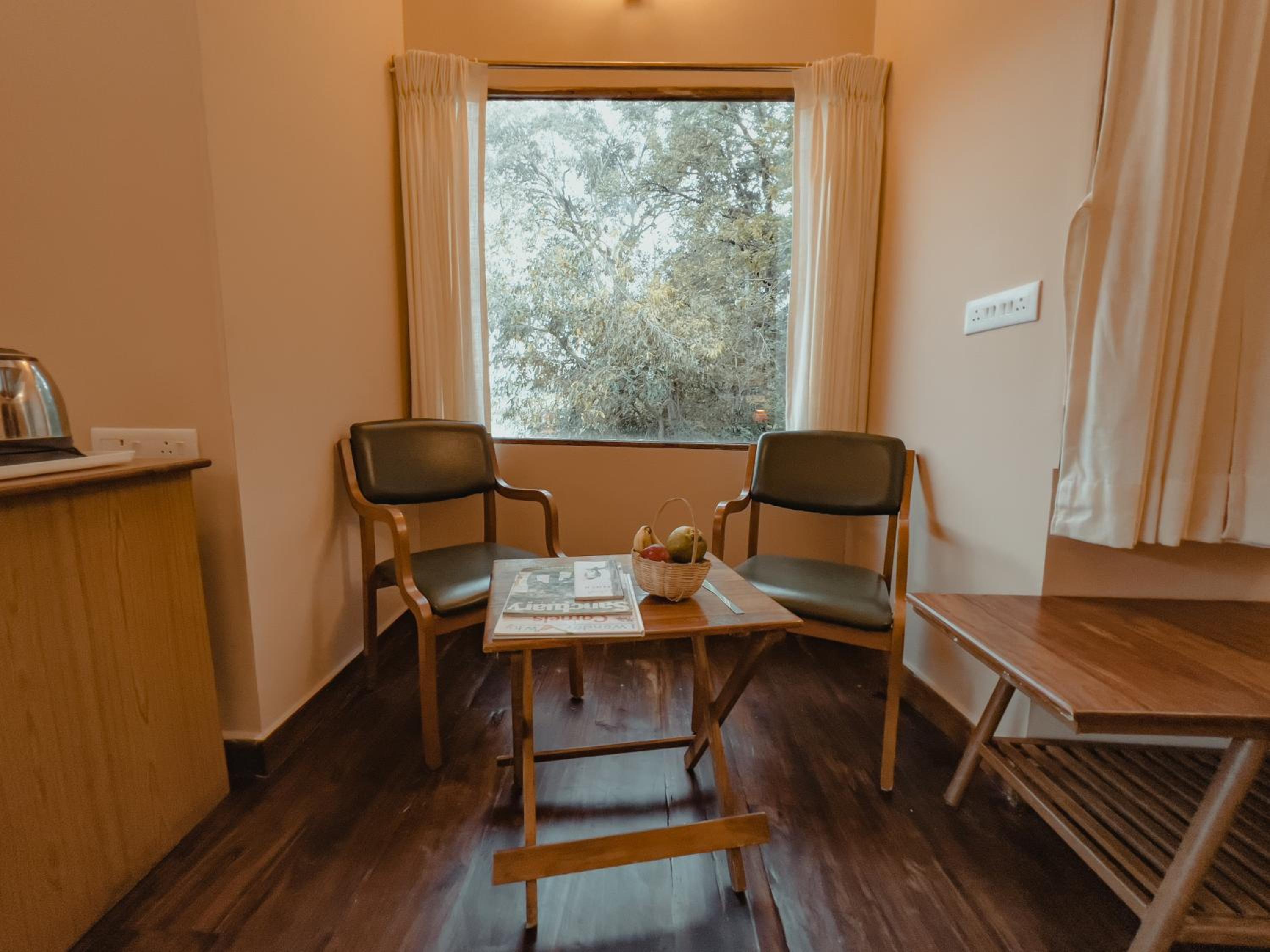 King Room with Lake View photo 1