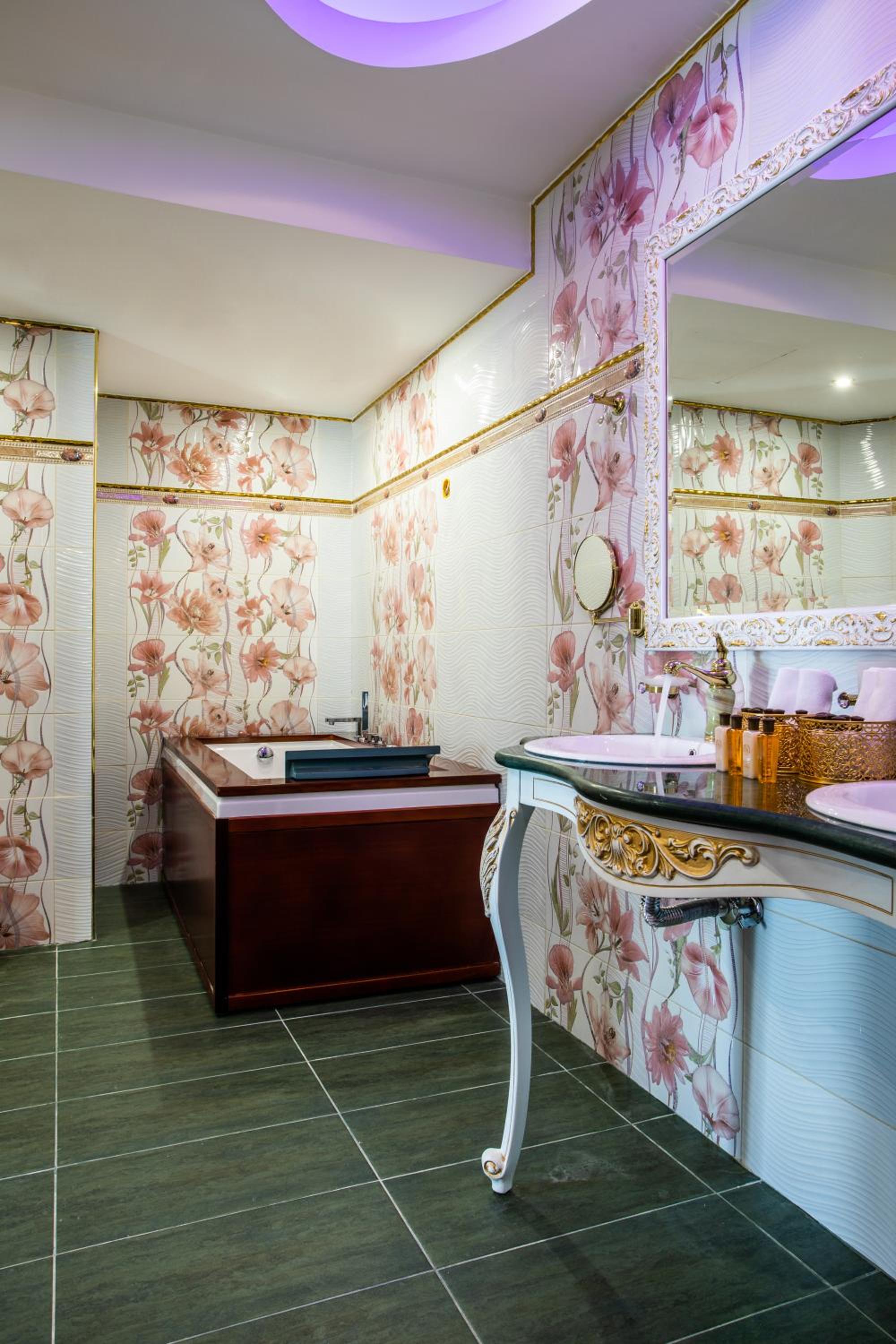 Executive Suite photo 3