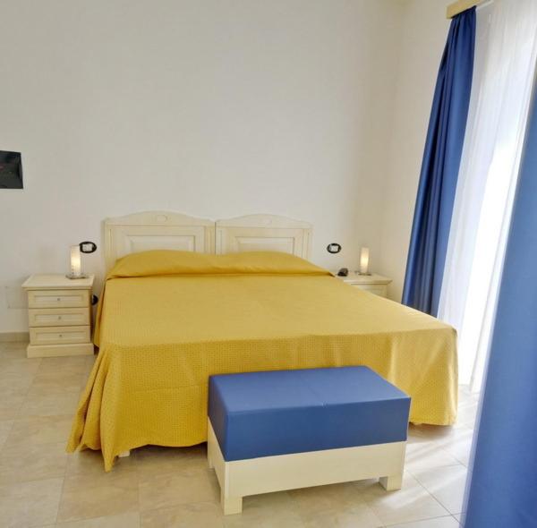 Classic Double Room with Sea View - Photo 1