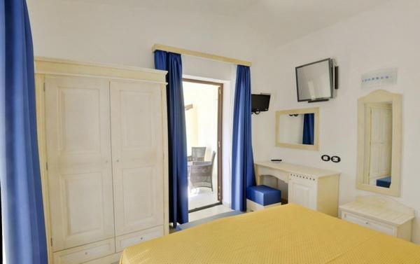 Classic Double Room - Photo 8