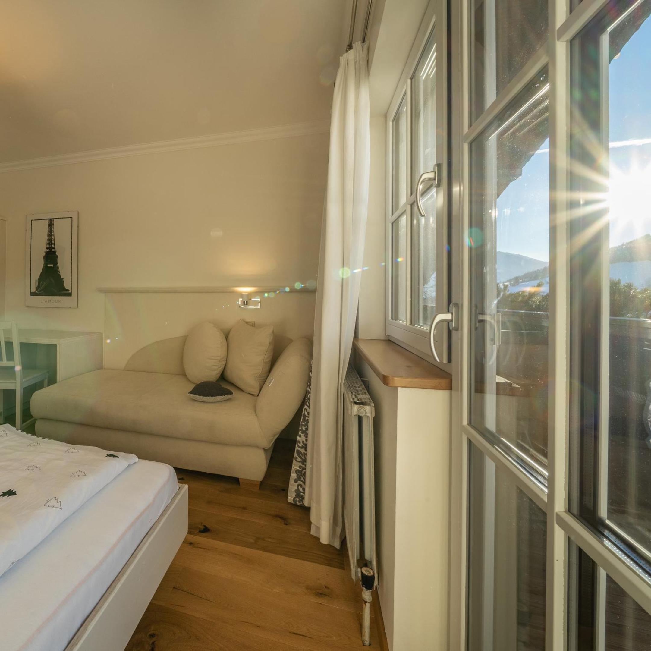 Double Room with Balcony photo 3