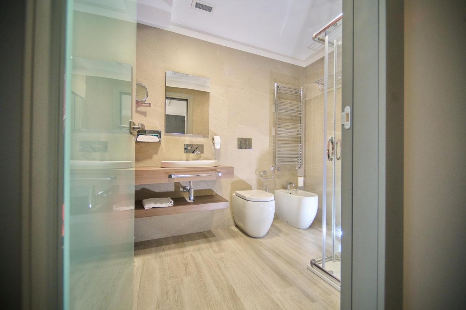 Superior Double Room - Photo 26