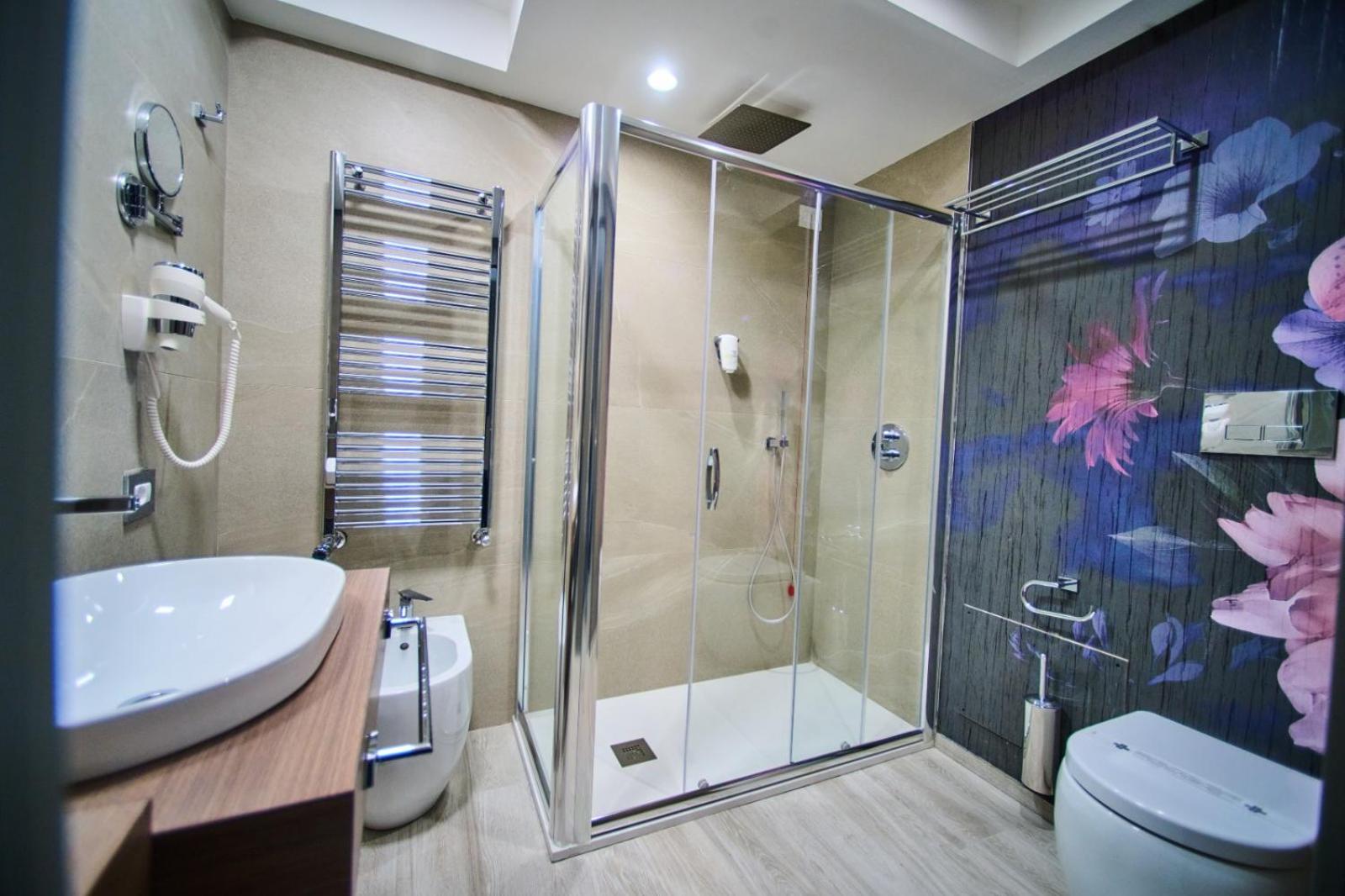 Superior Double Room - Photo 16