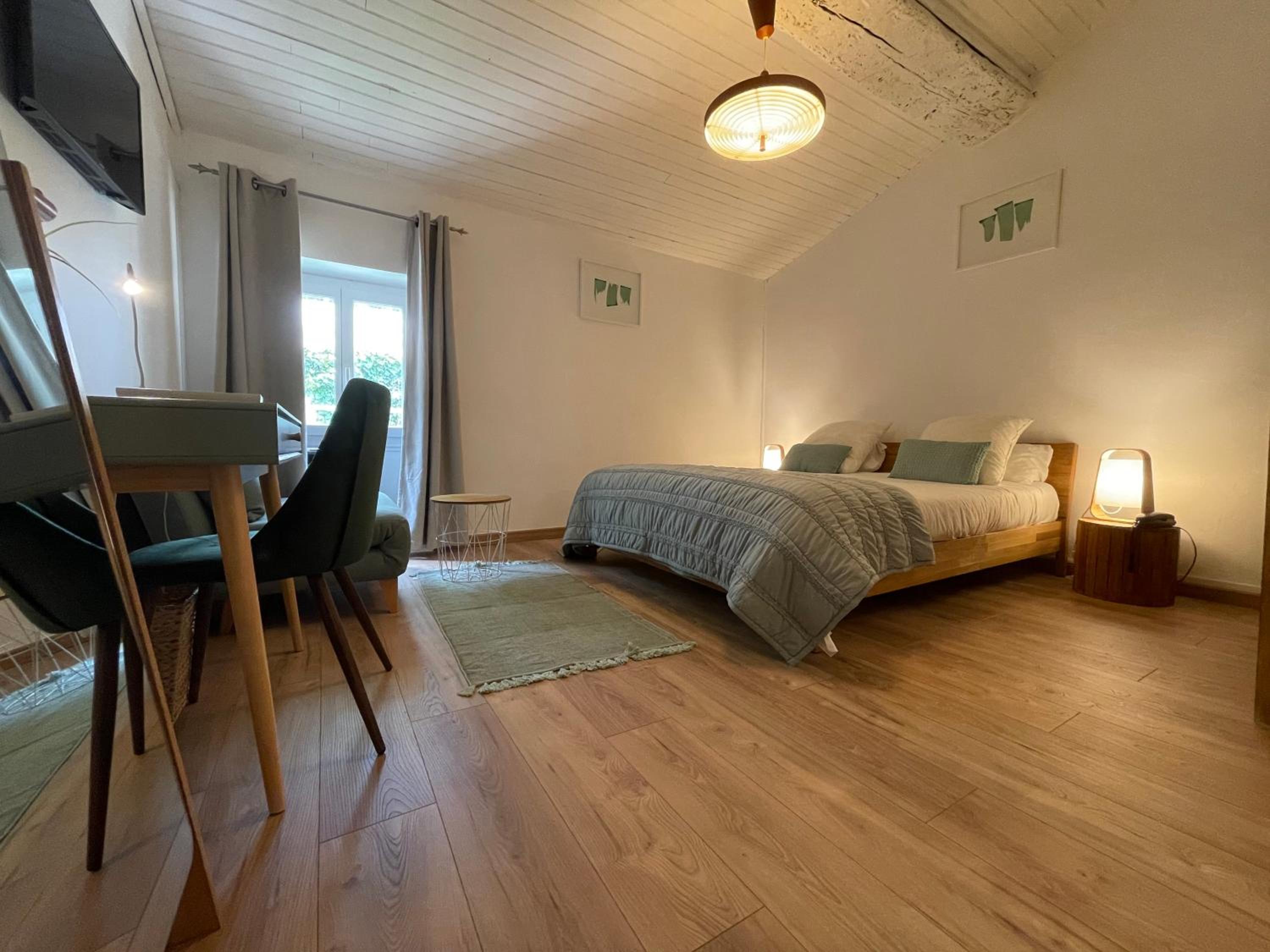 Superior Triple Room - Photo 1