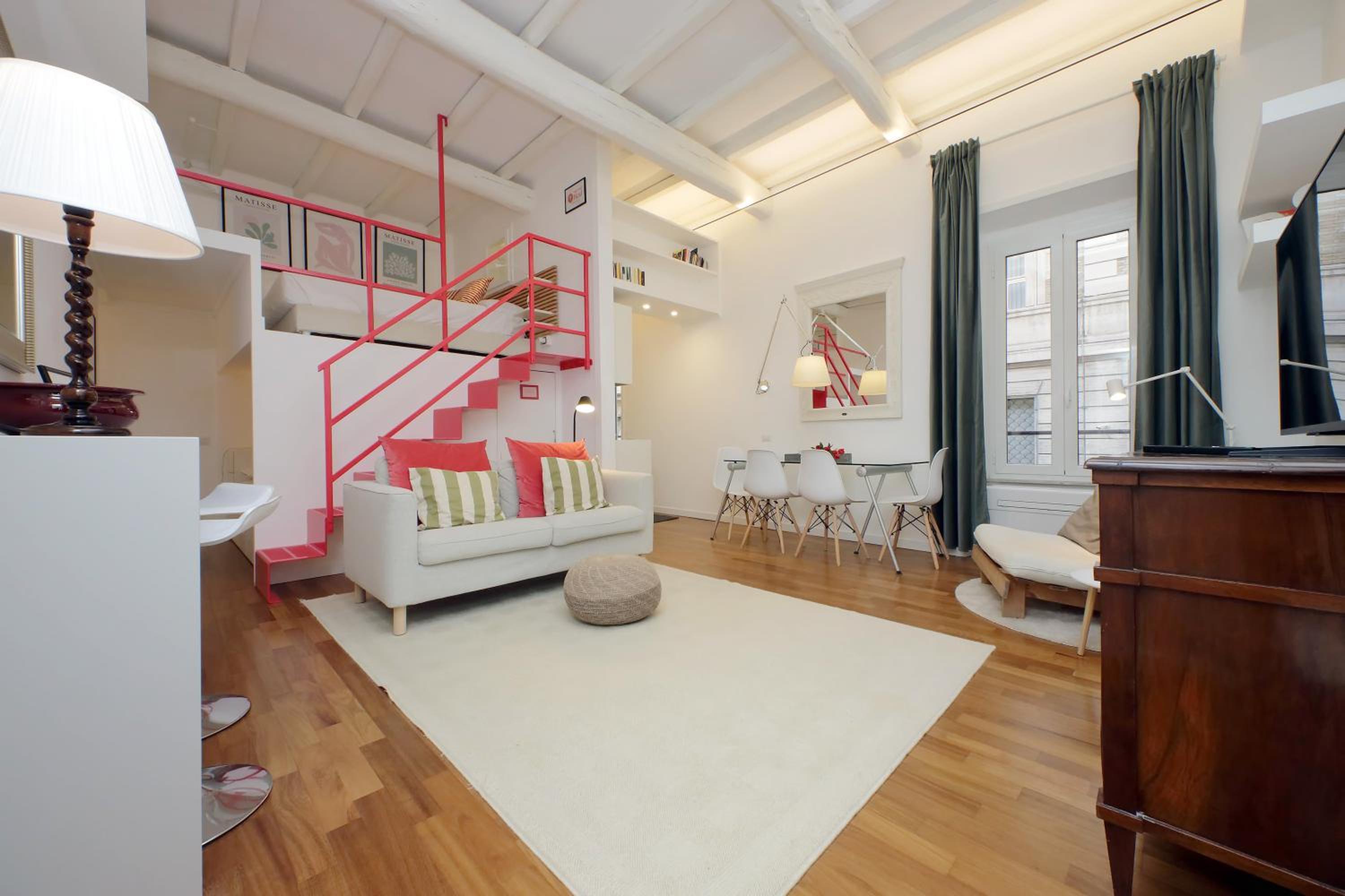 Studio Apartment