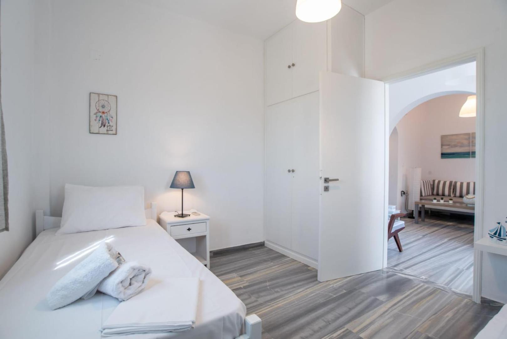 Three-Bedroom House photo 2