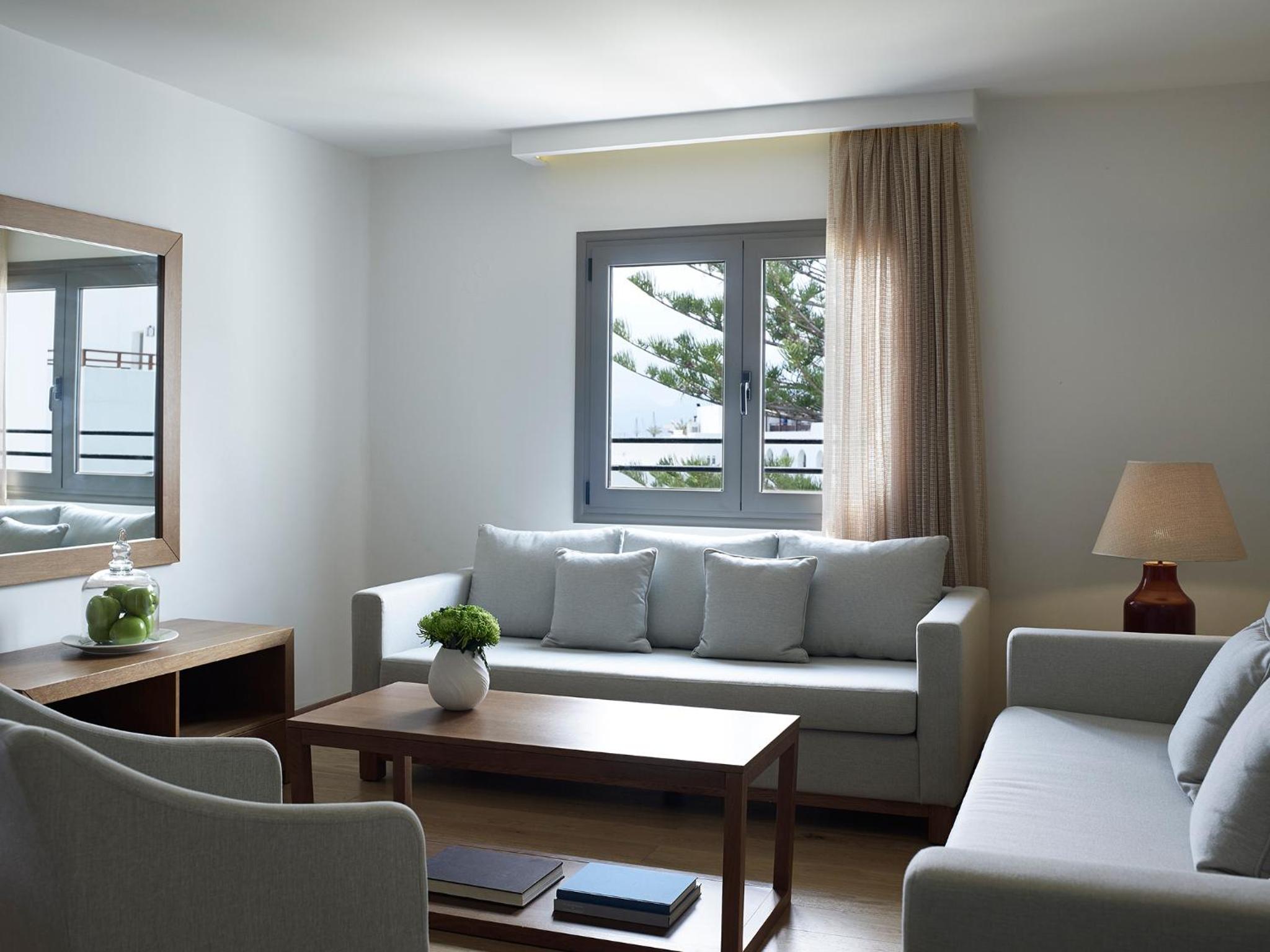 Premium Suite with Sea View - Photo 6