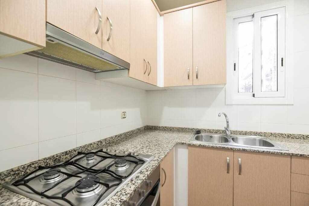 Three-Bedroom Apartment photo 2
