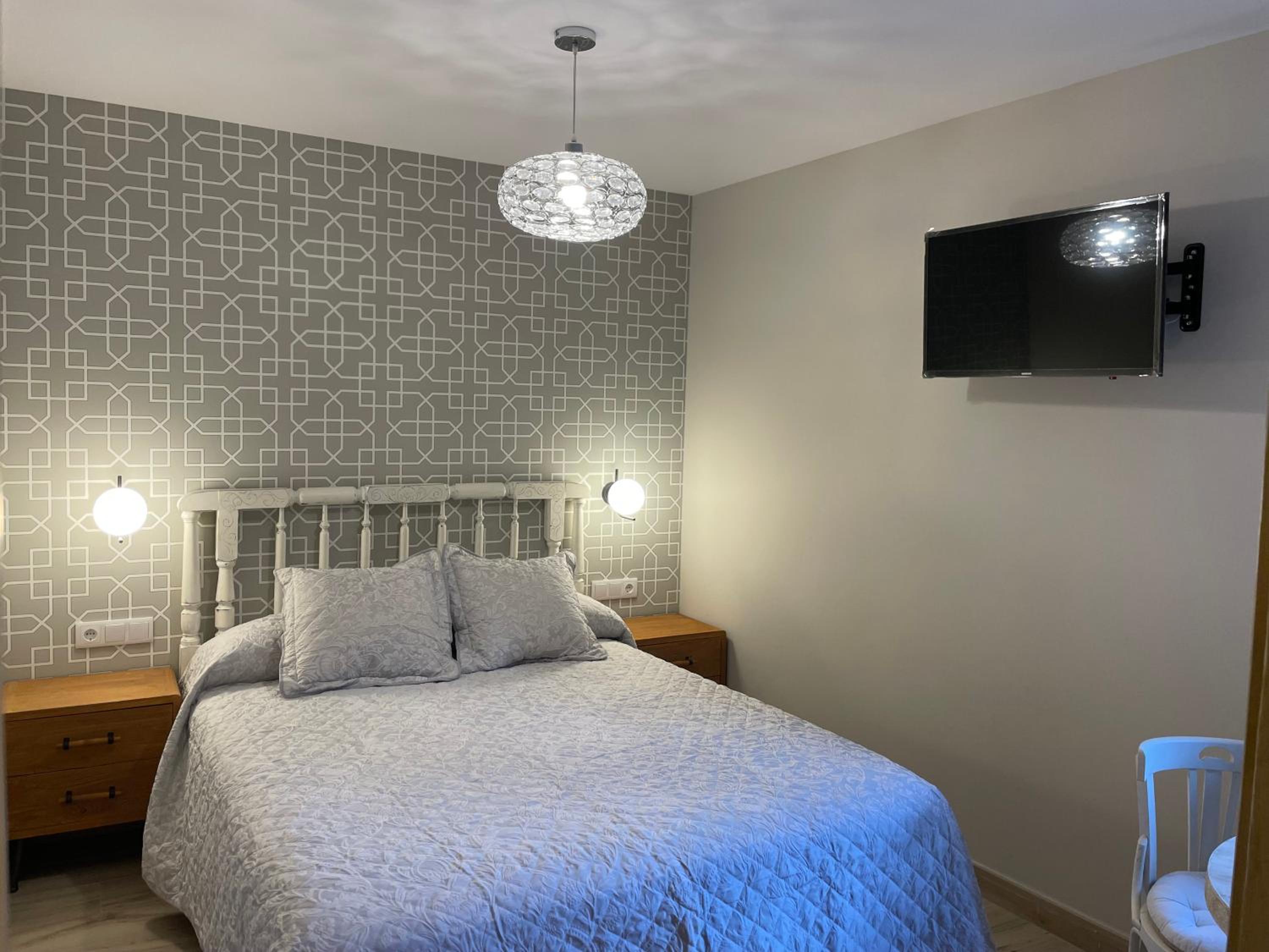 Deluxe Double Room - Photo 3