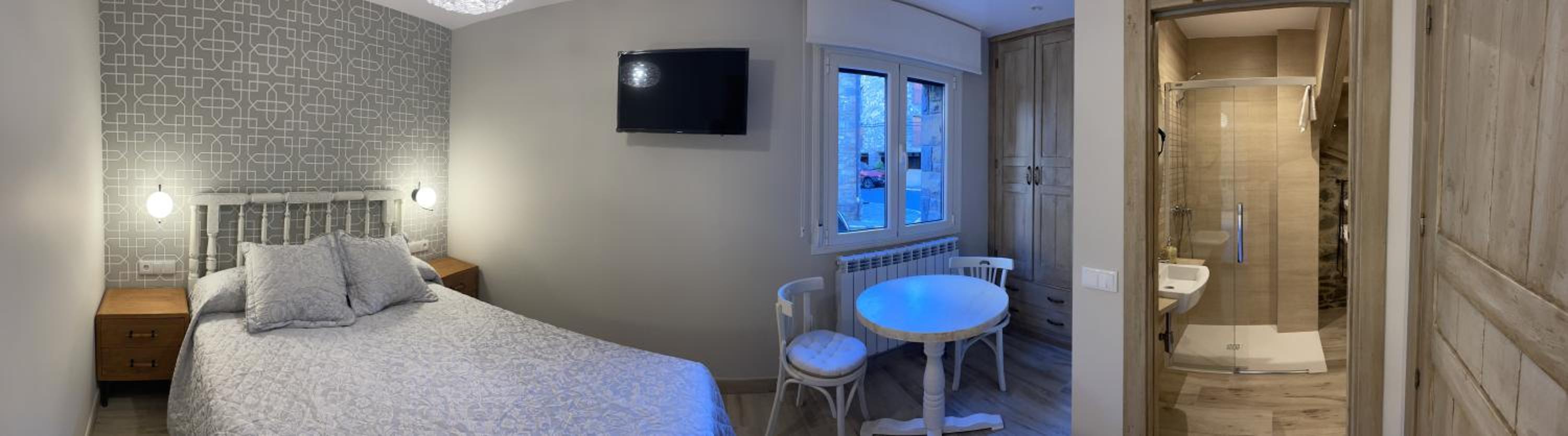 Deluxe Double Room - Photo 6