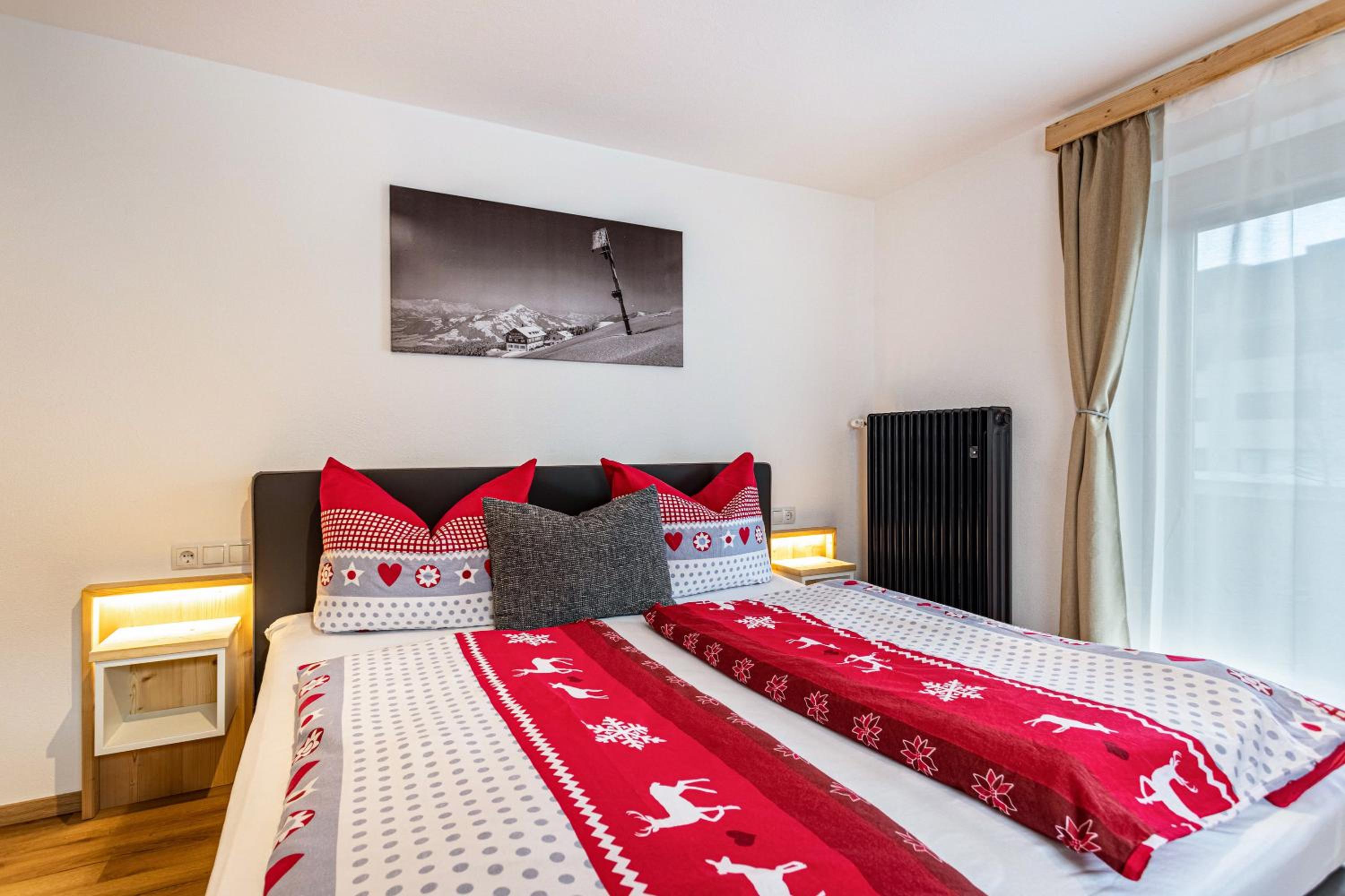 Three-Bedroom Premium Apartment with Balcony photo 1