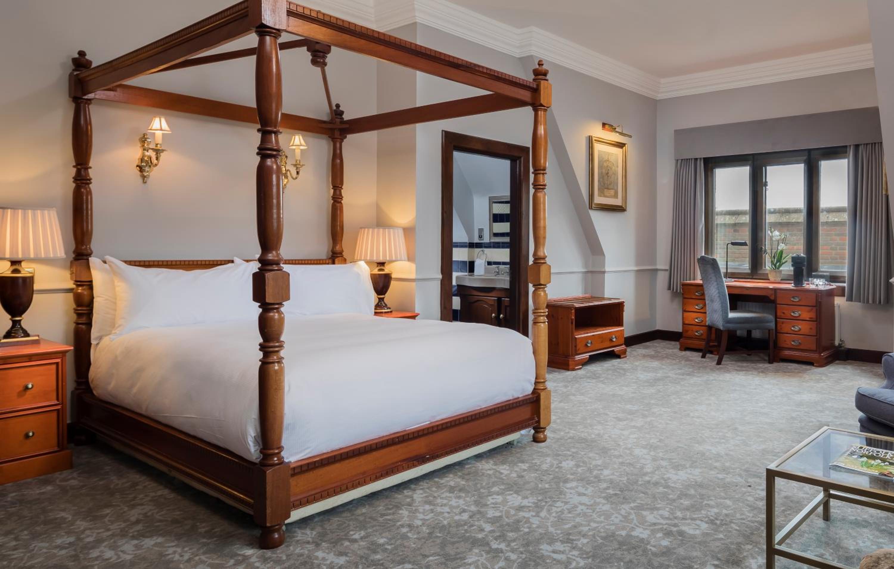 Four Poster Room - Photo 2