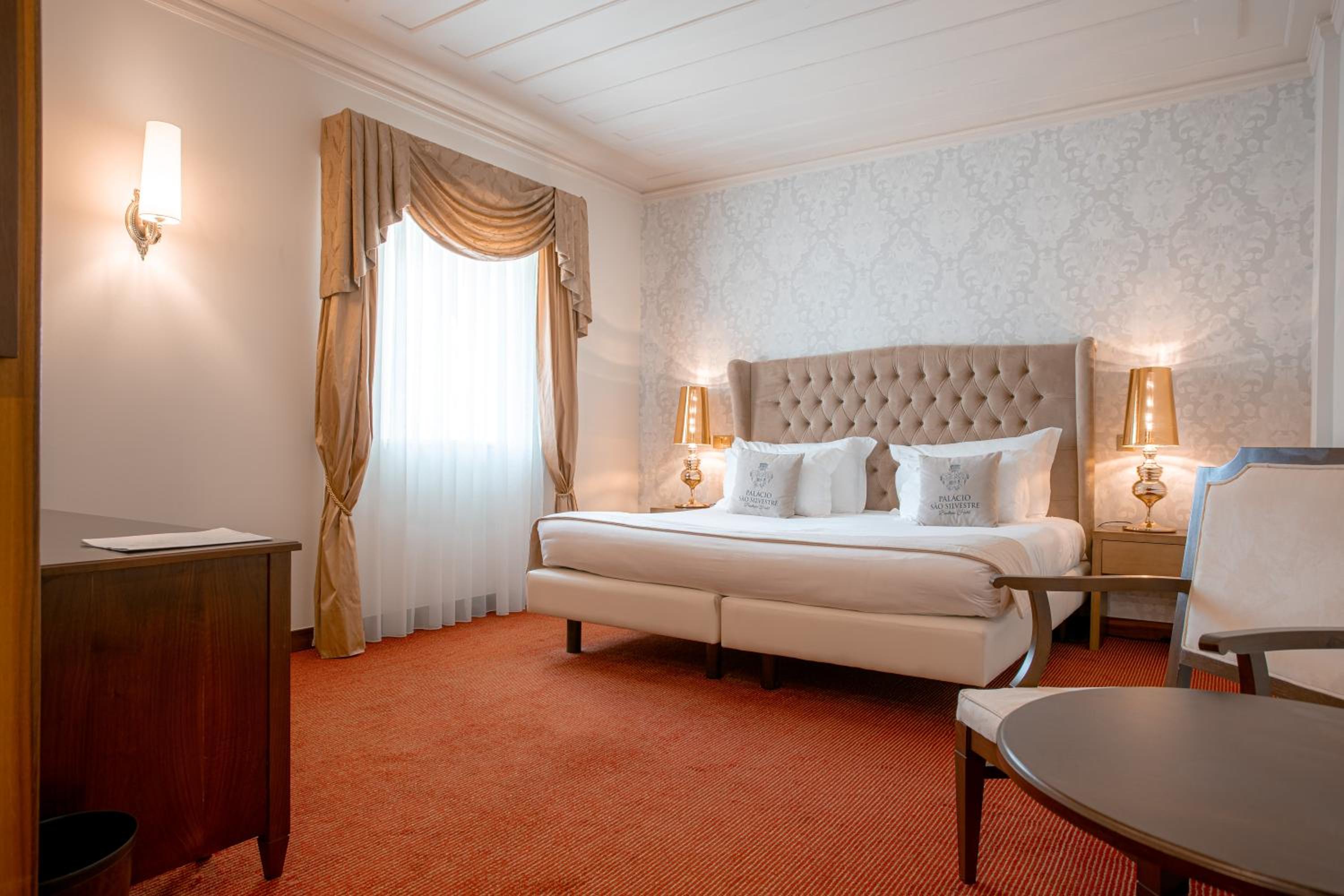 Noble Double Room - Photo 2