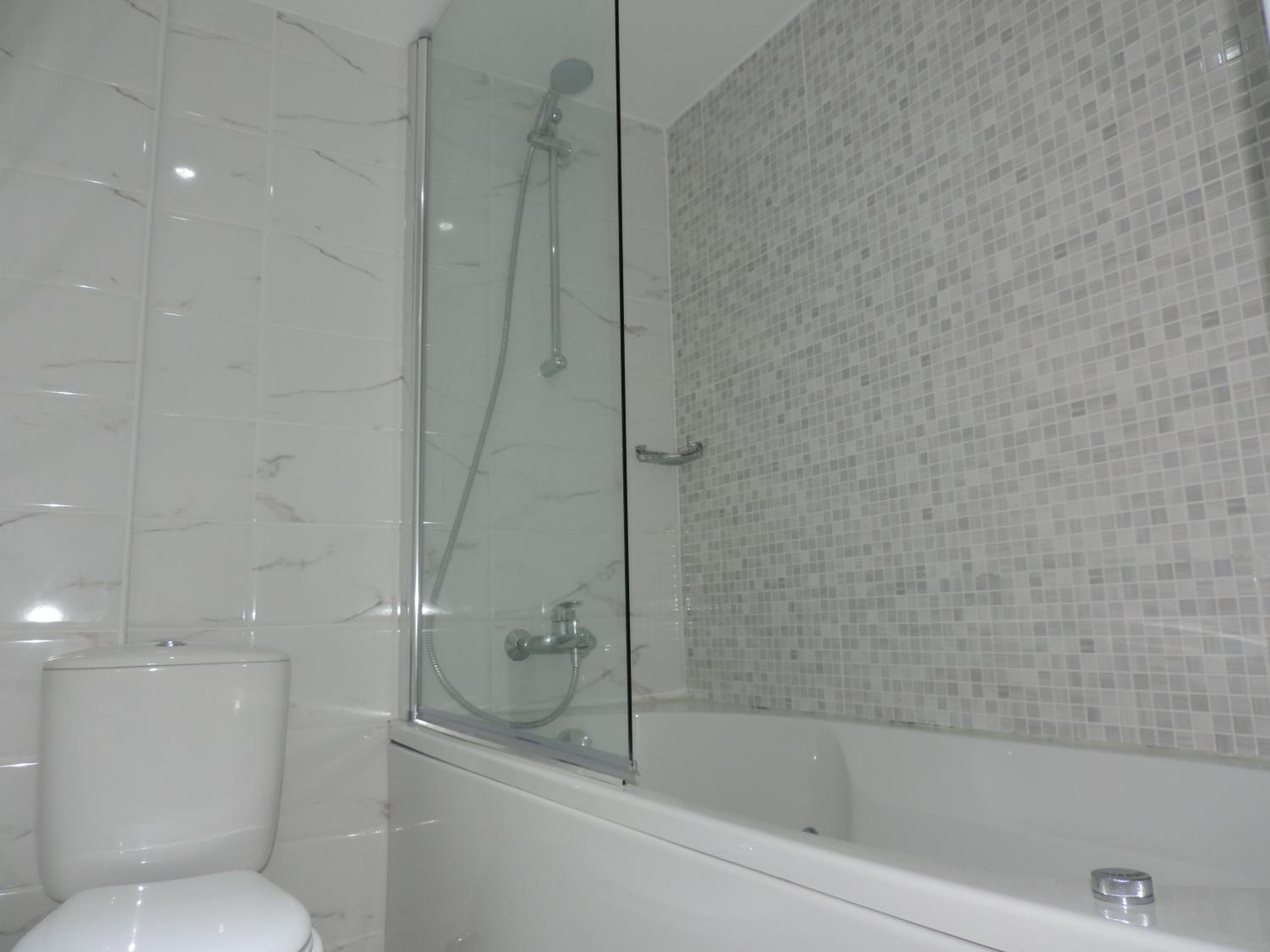 Standard Room with Side Sea View - Photo 8