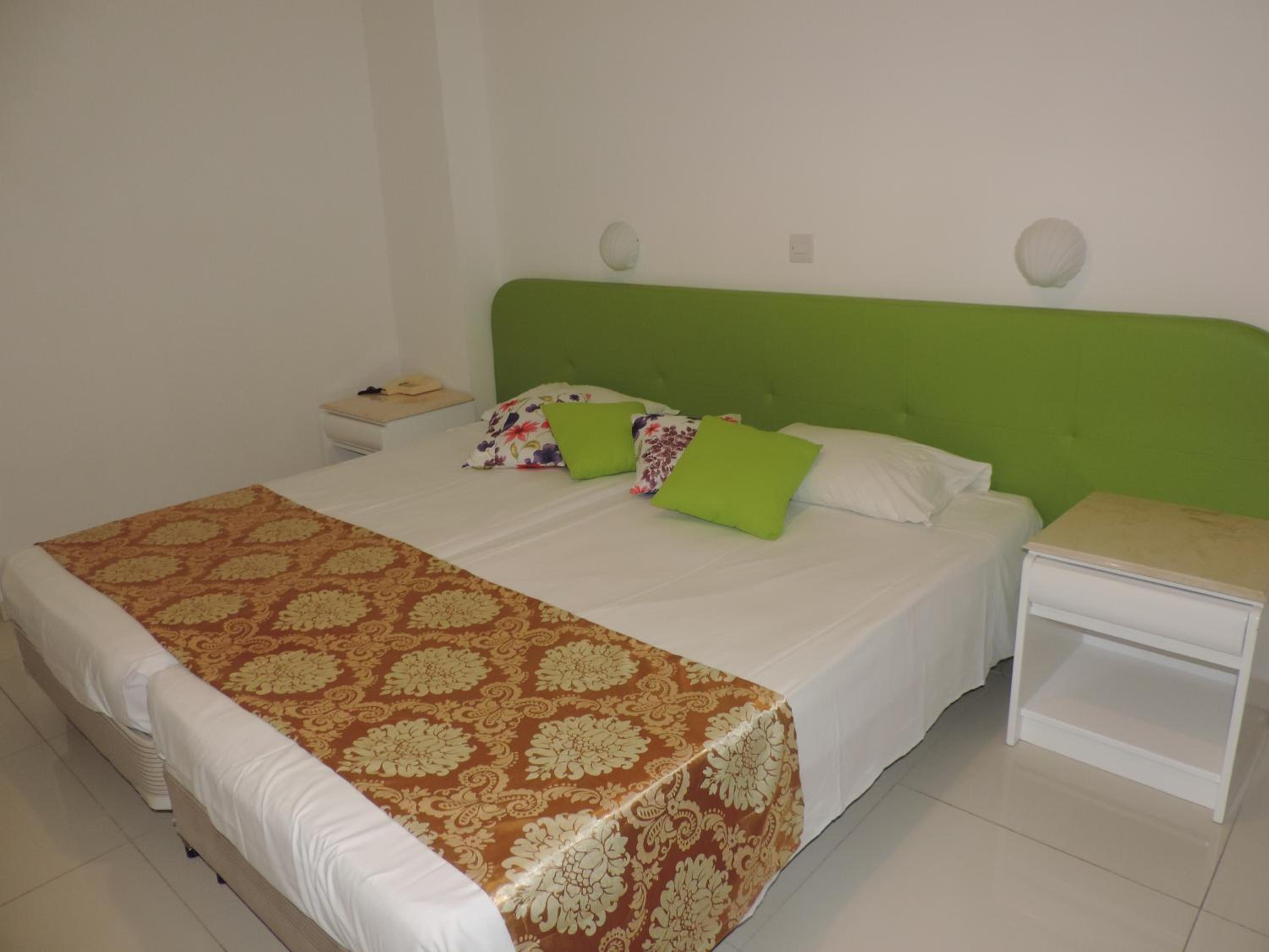 Standard Room with Side Sea View - Photo 1
