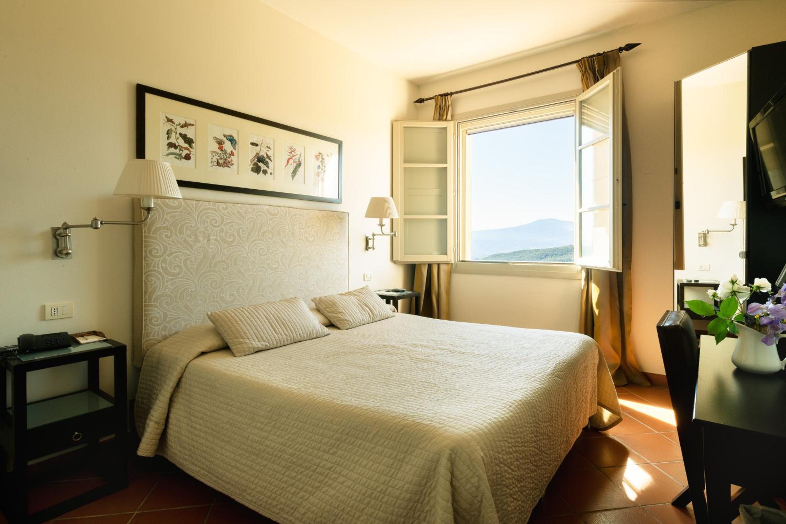 Double or Twin Room with Valley View