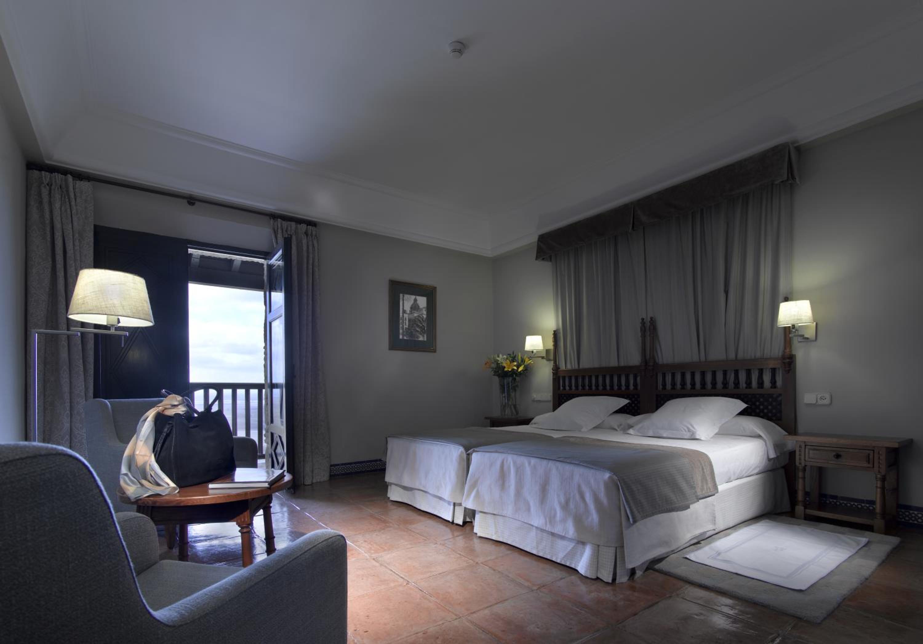 Superior Twin Room - Photo 4