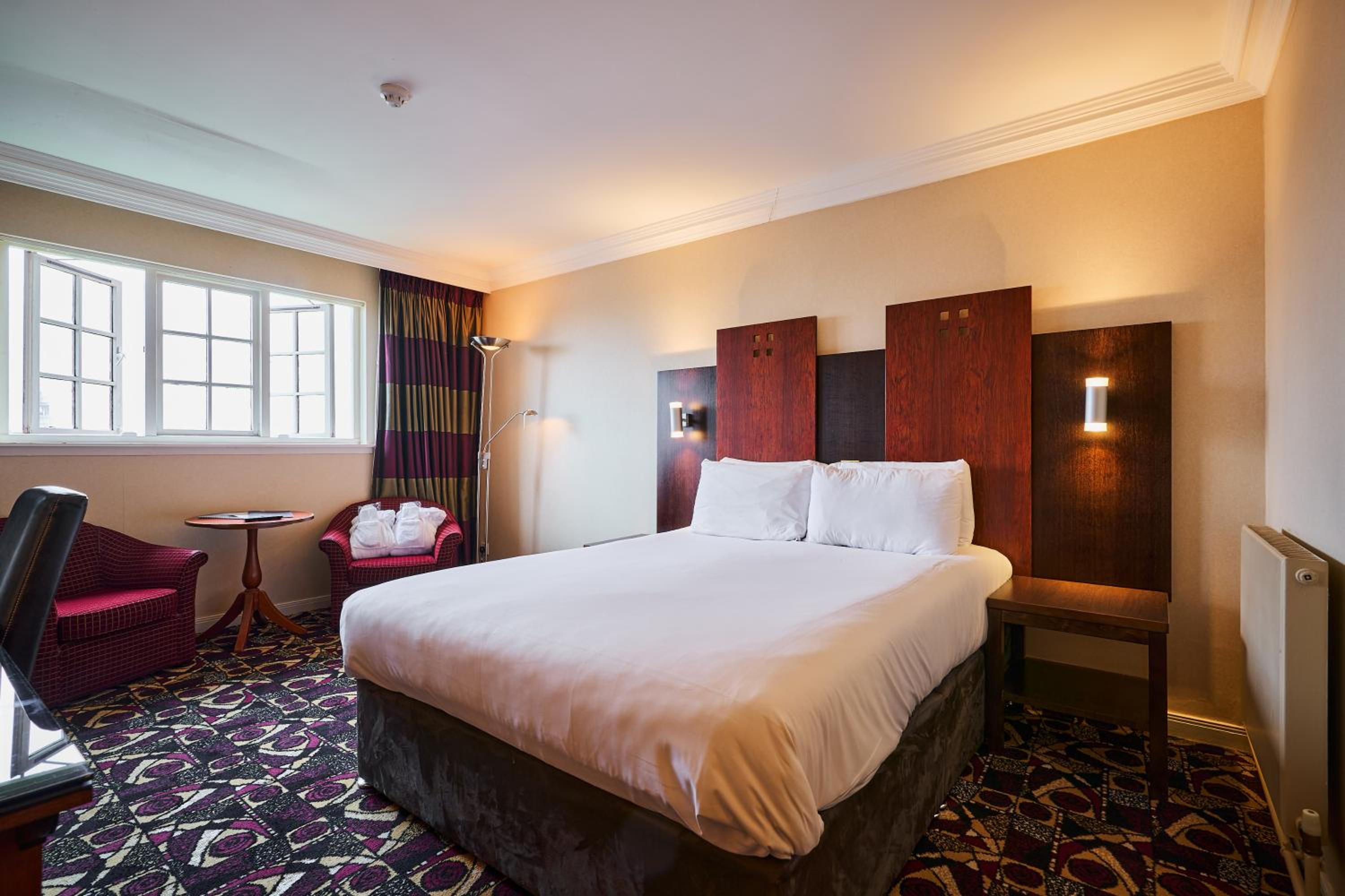 Deluxe Double or Twin Room - Photo 1
