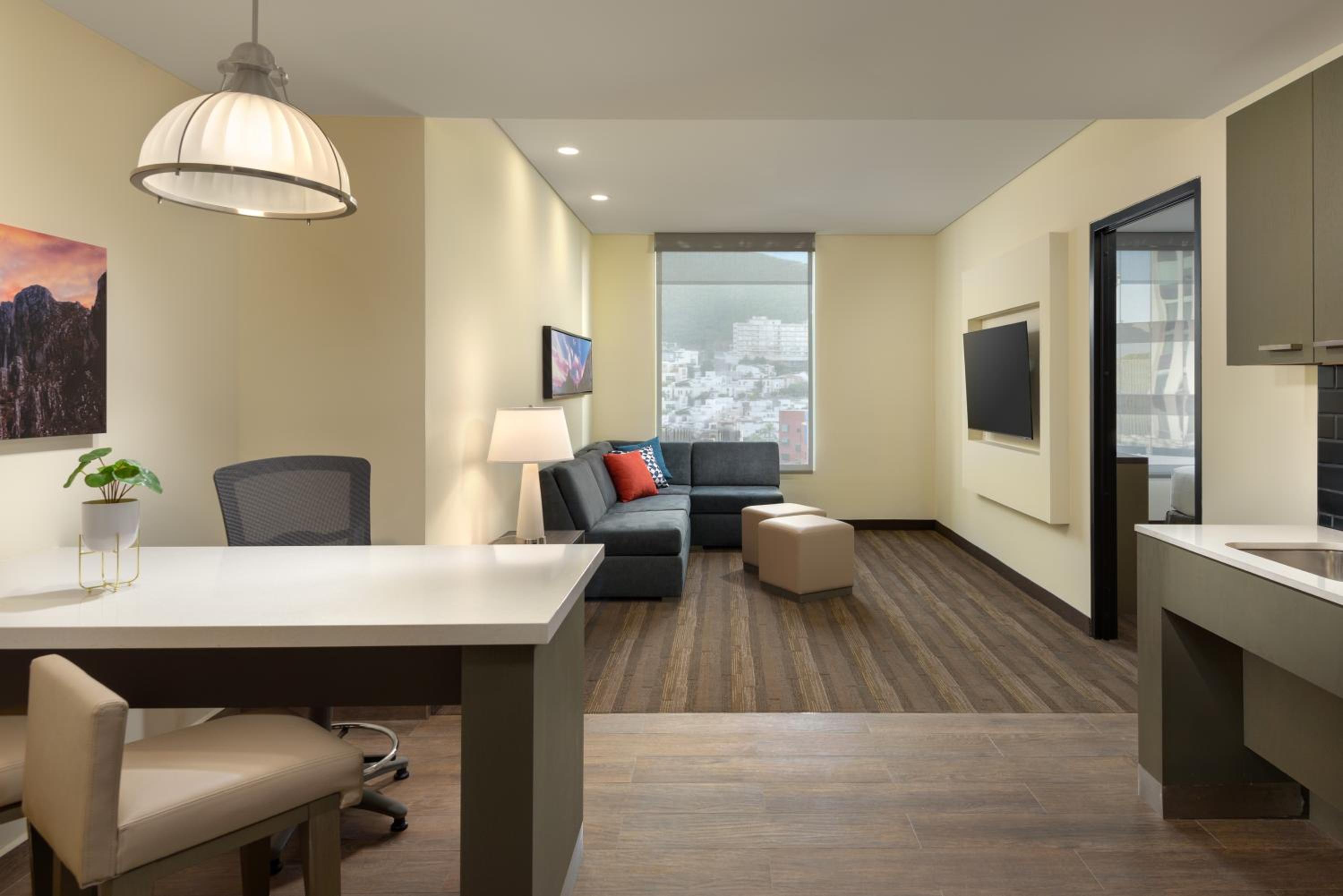 King Suite with Kitchen and Sofa Bed - Photo 1
