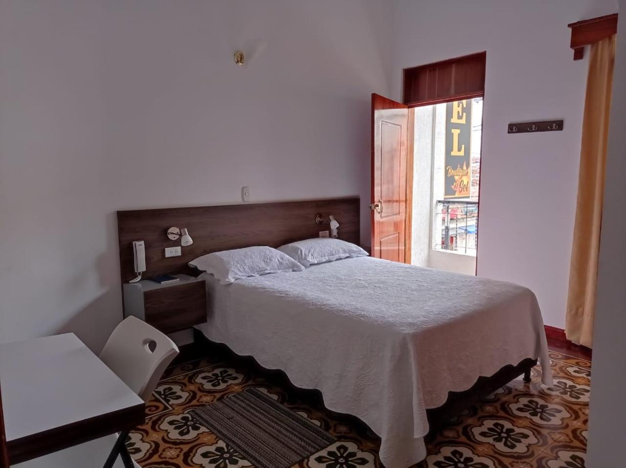 Double Room with Balcony photo 3