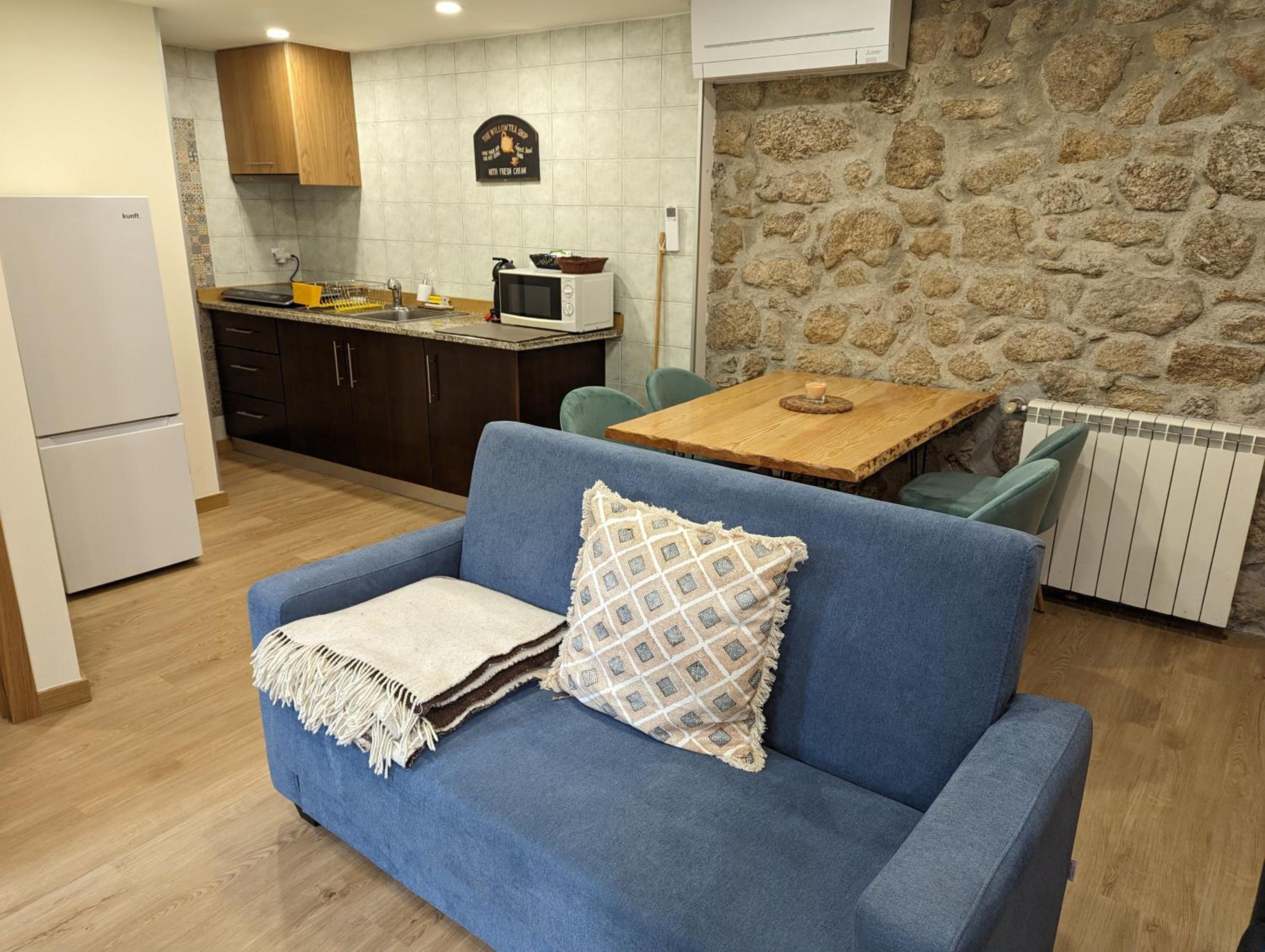 Two-Bedroom Chalet - Photo 37