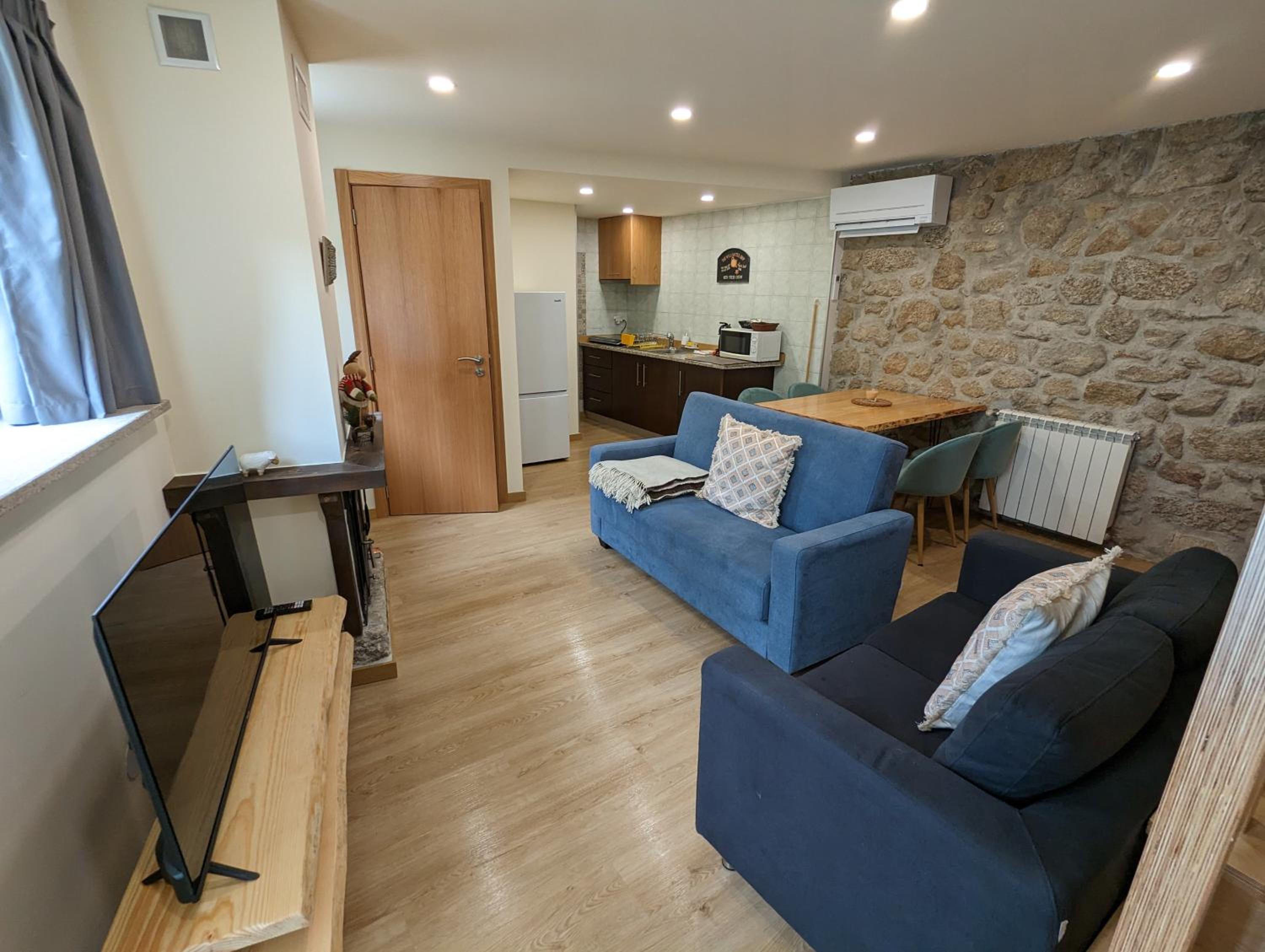 Two-Bedroom Chalet - Photo 7