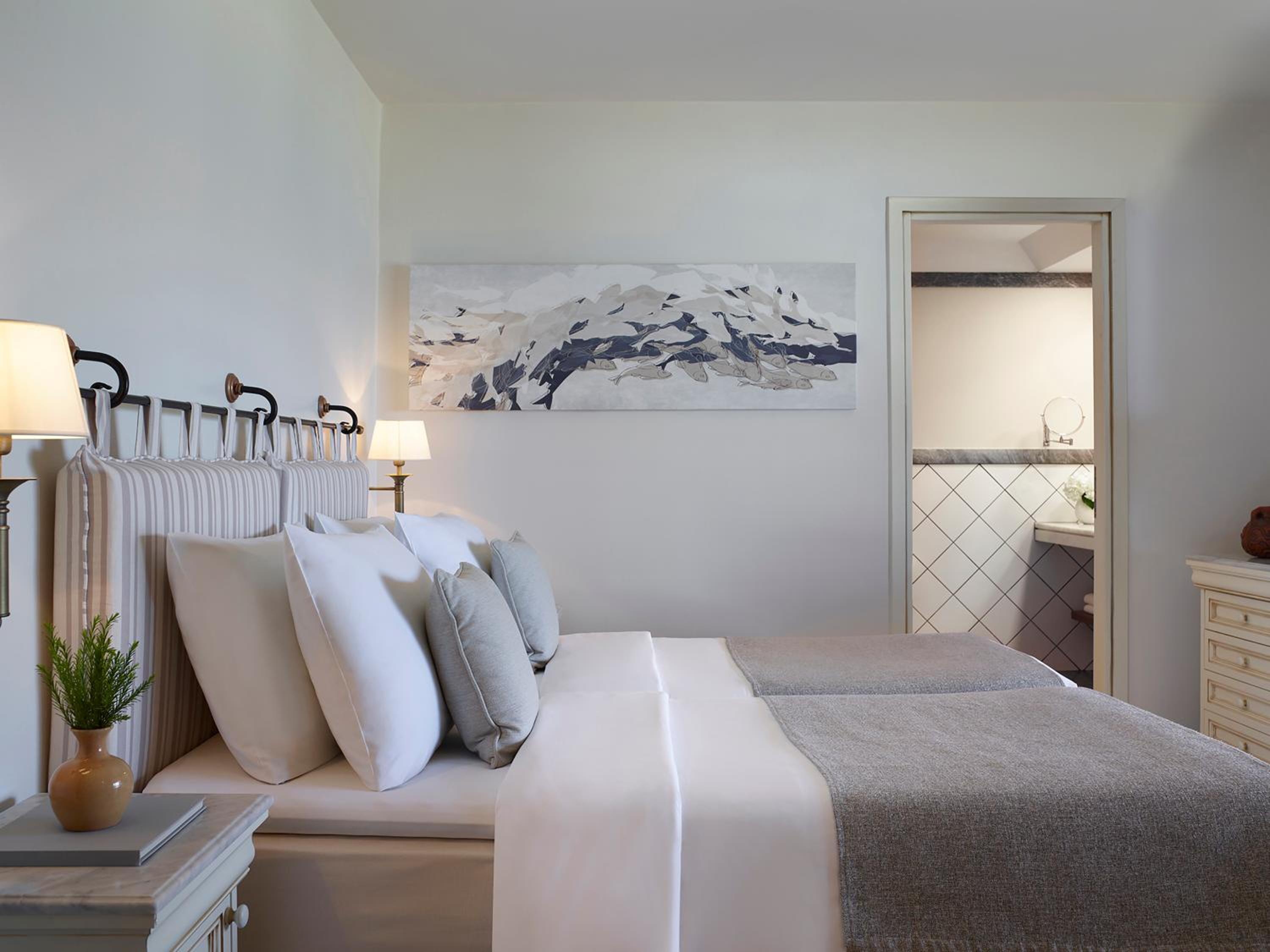 Sea View Room - Photo 9