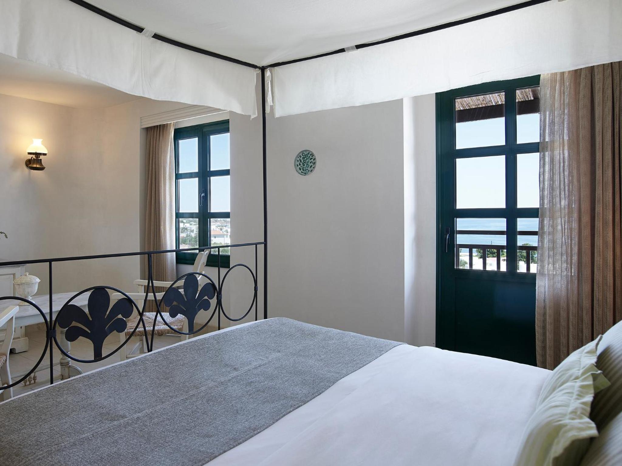 Premium Two-Bedroom Collection Suite with Sea View thumbnail 5
