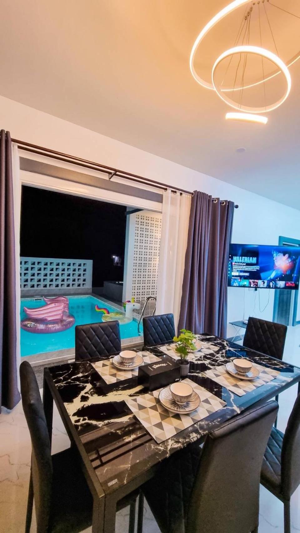 Two-Bedroom Villa - Photo 24