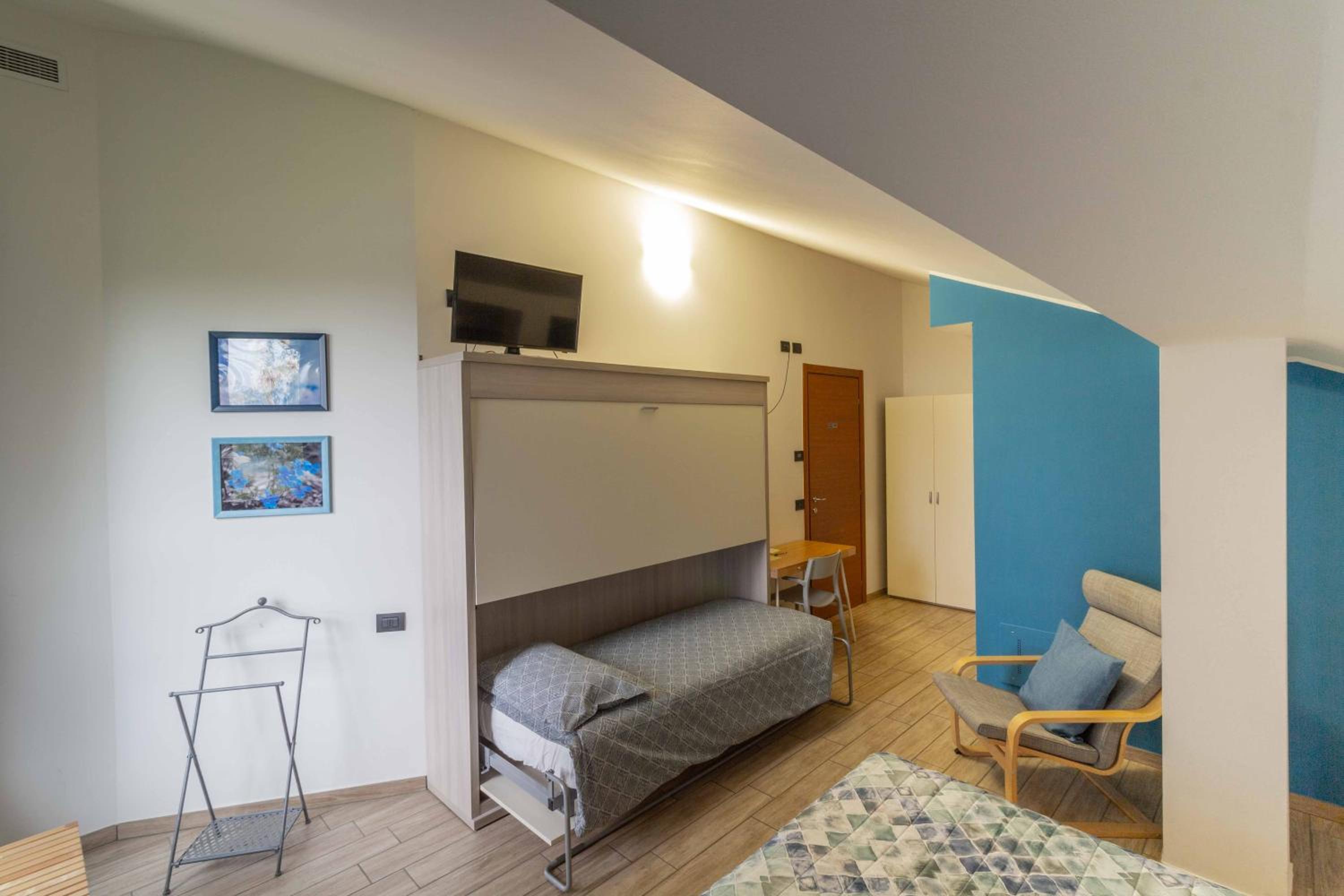 Triple Room with Garden View photo 2