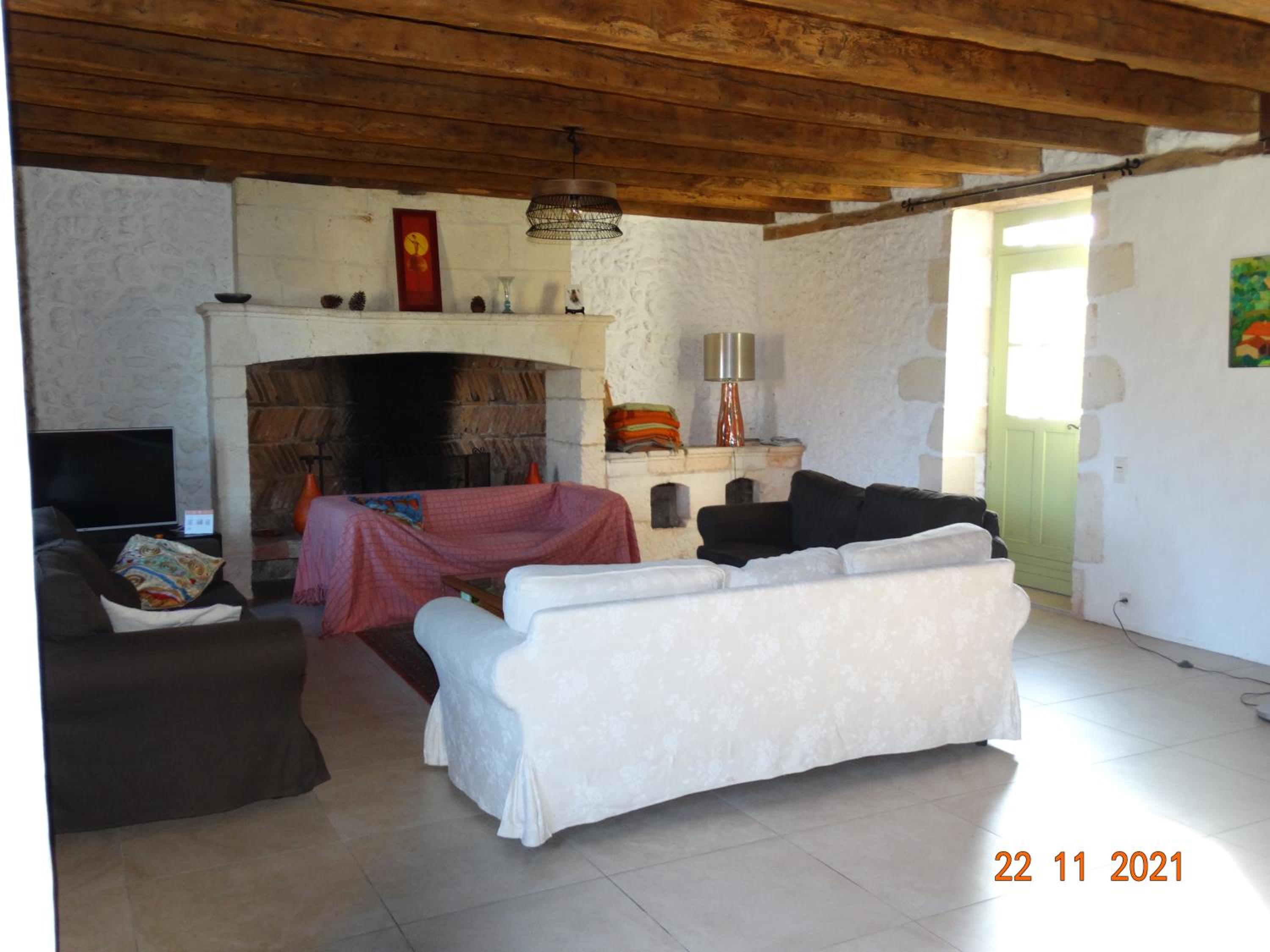 Three-Bedroom House photo 3