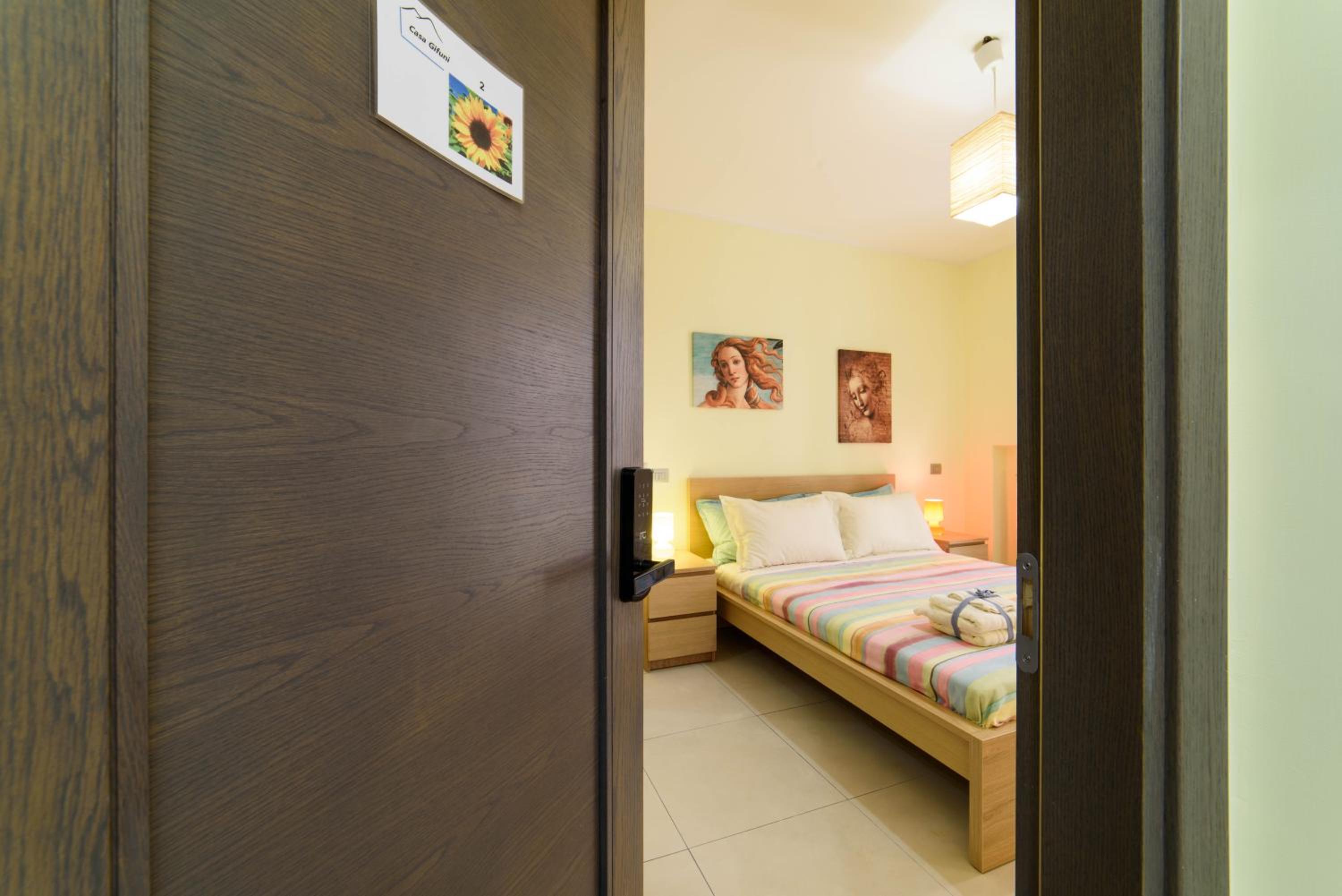 Large Double Room