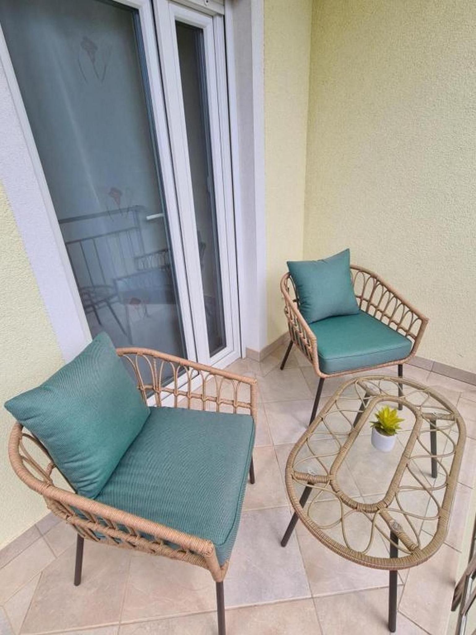 Standard One-Bedroom Apartment with Balcony photo 2