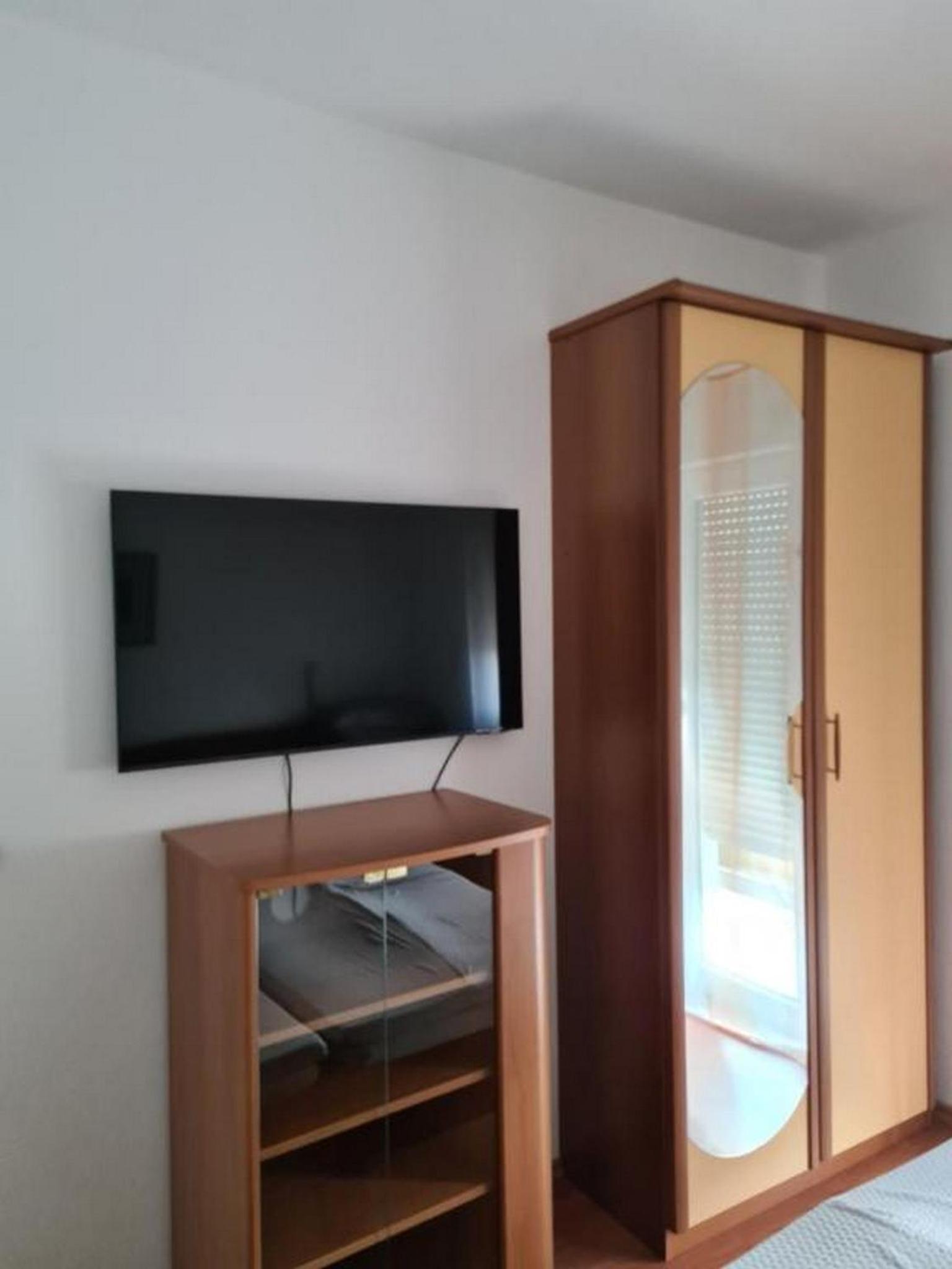 Standard One-Bedroom Apartment with Balcony photo 1