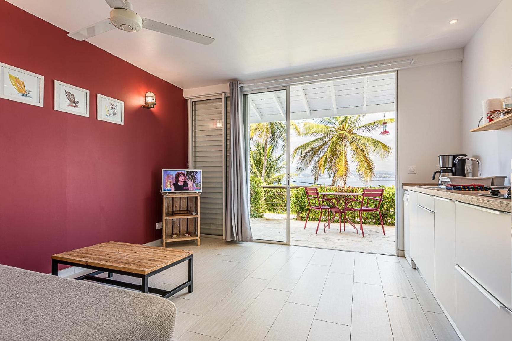 Apartment with Sea View photo 2
