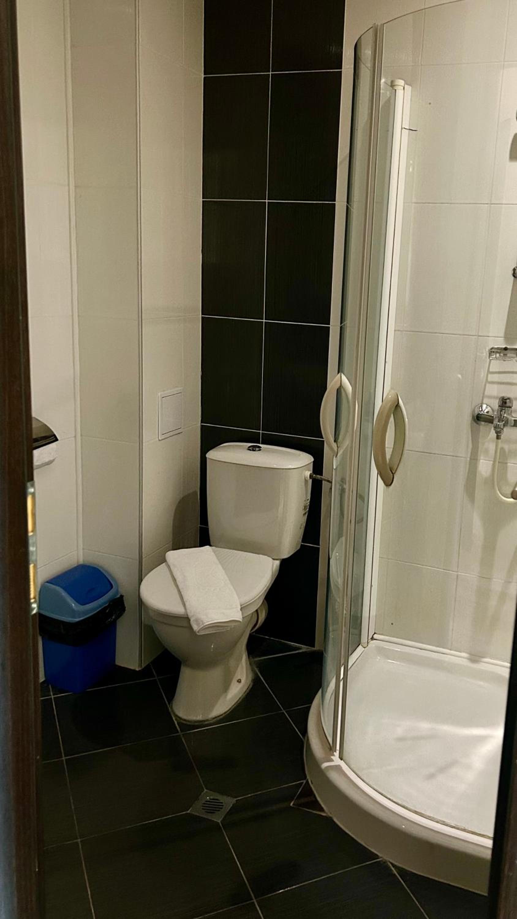 One-Bedroom Suite with Balcony