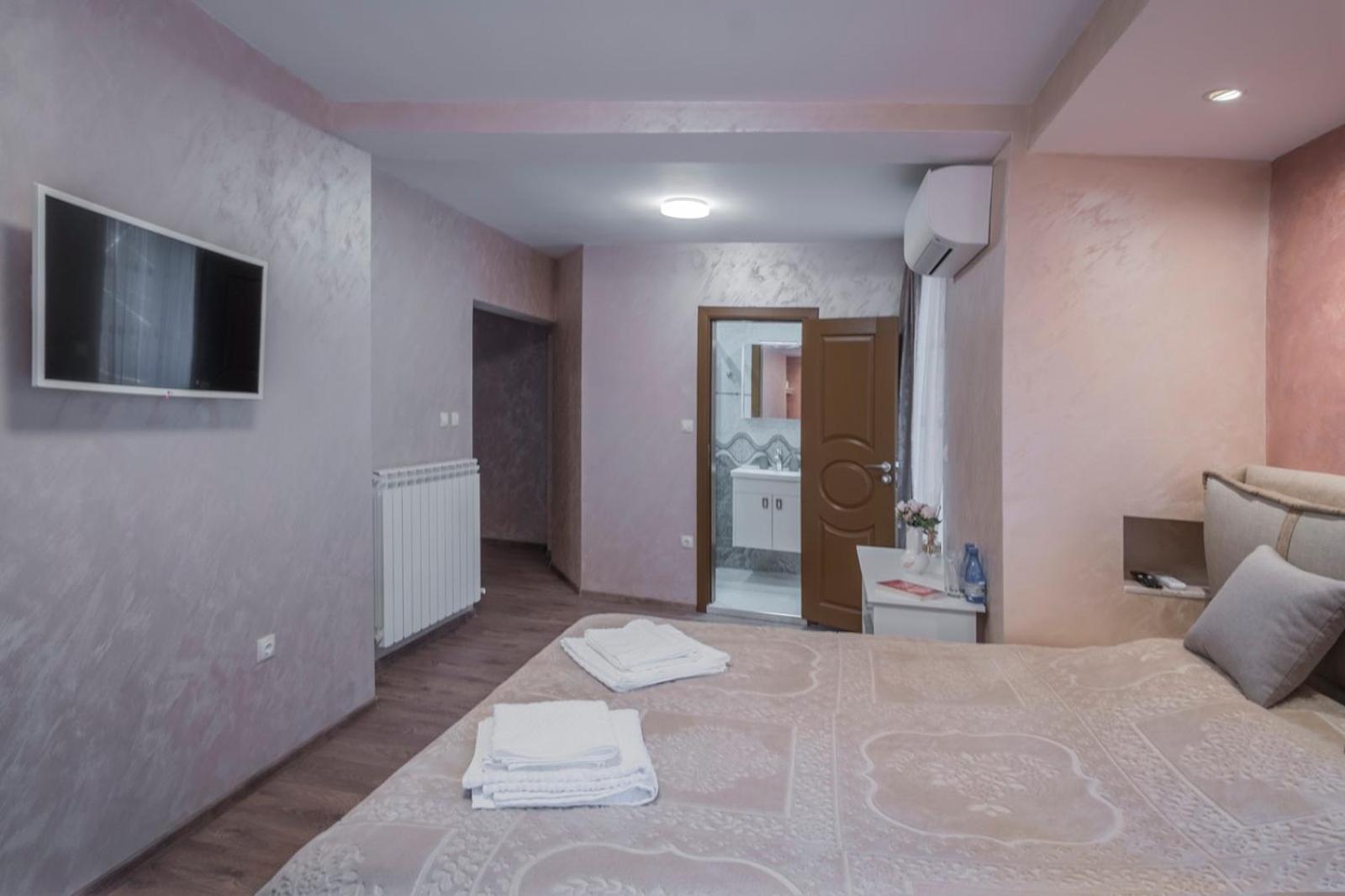 Family Room with Balcony - Photo 1