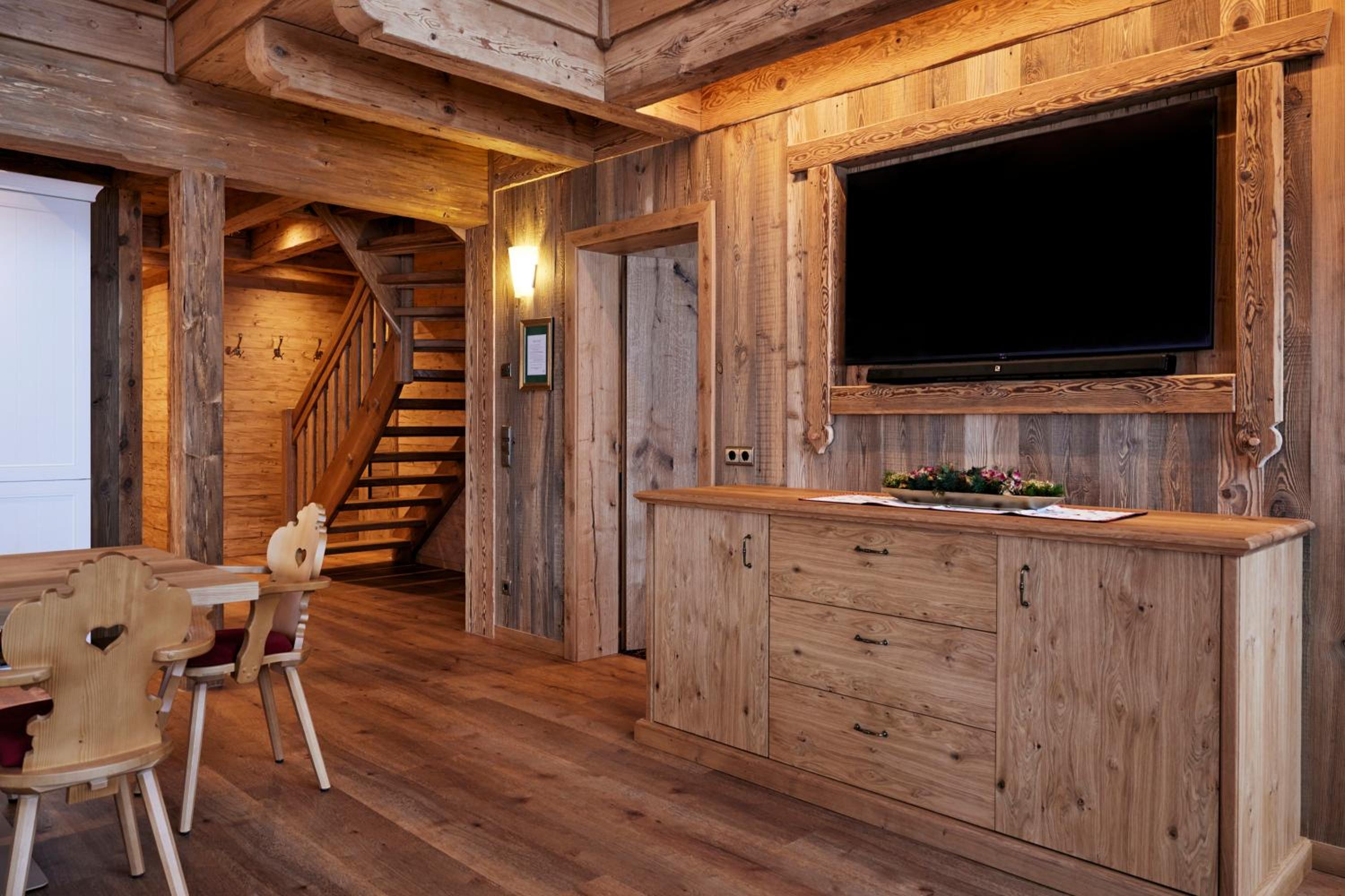 Superior Chalet